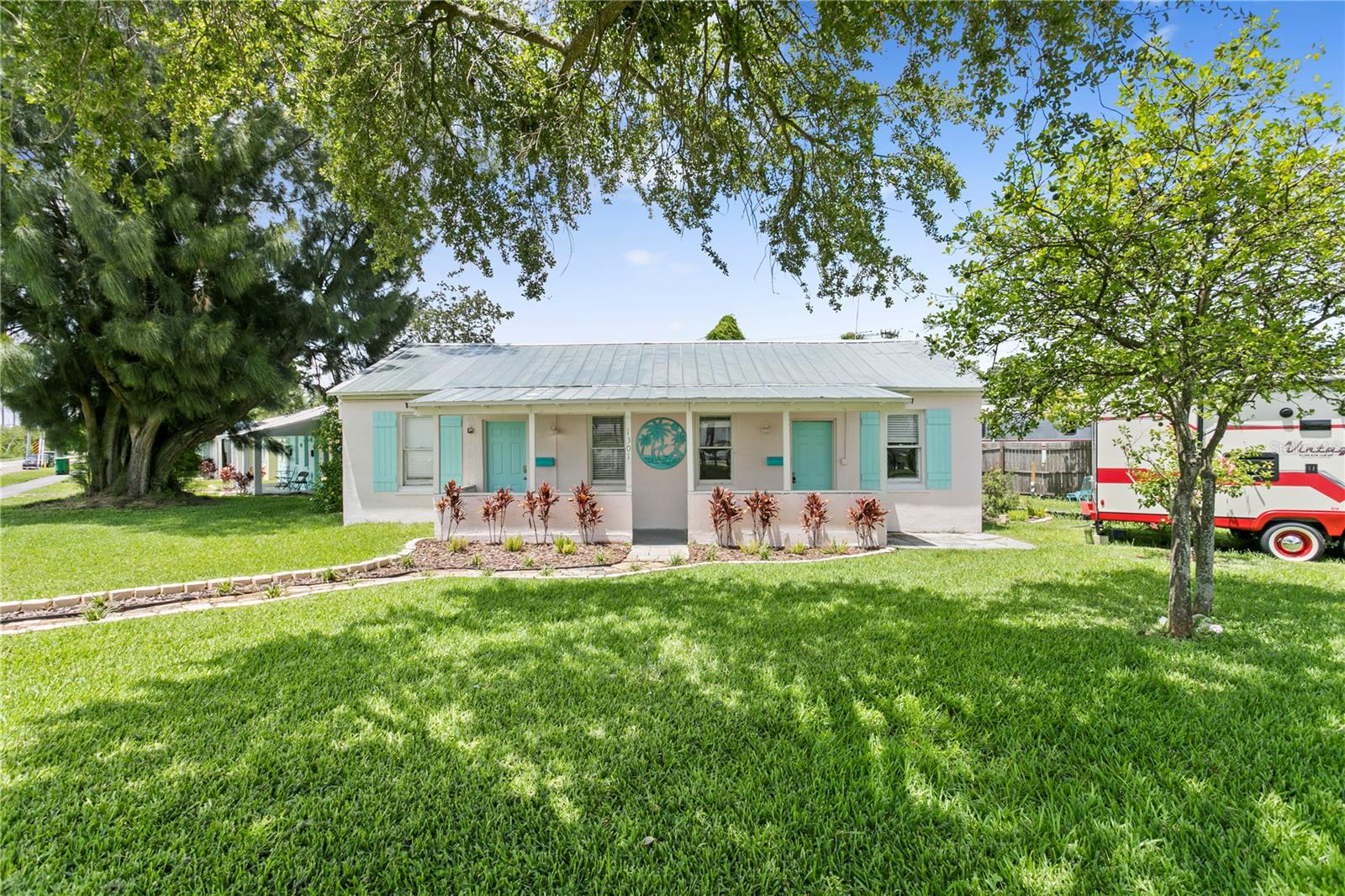 1301 S BERMUDA BLVD #A