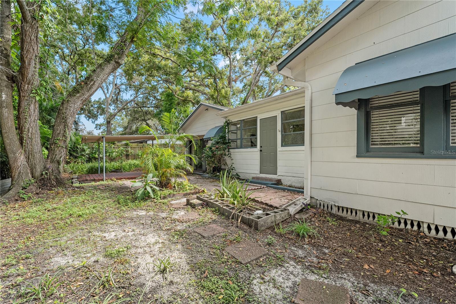 1008 W POWHATAN AVE