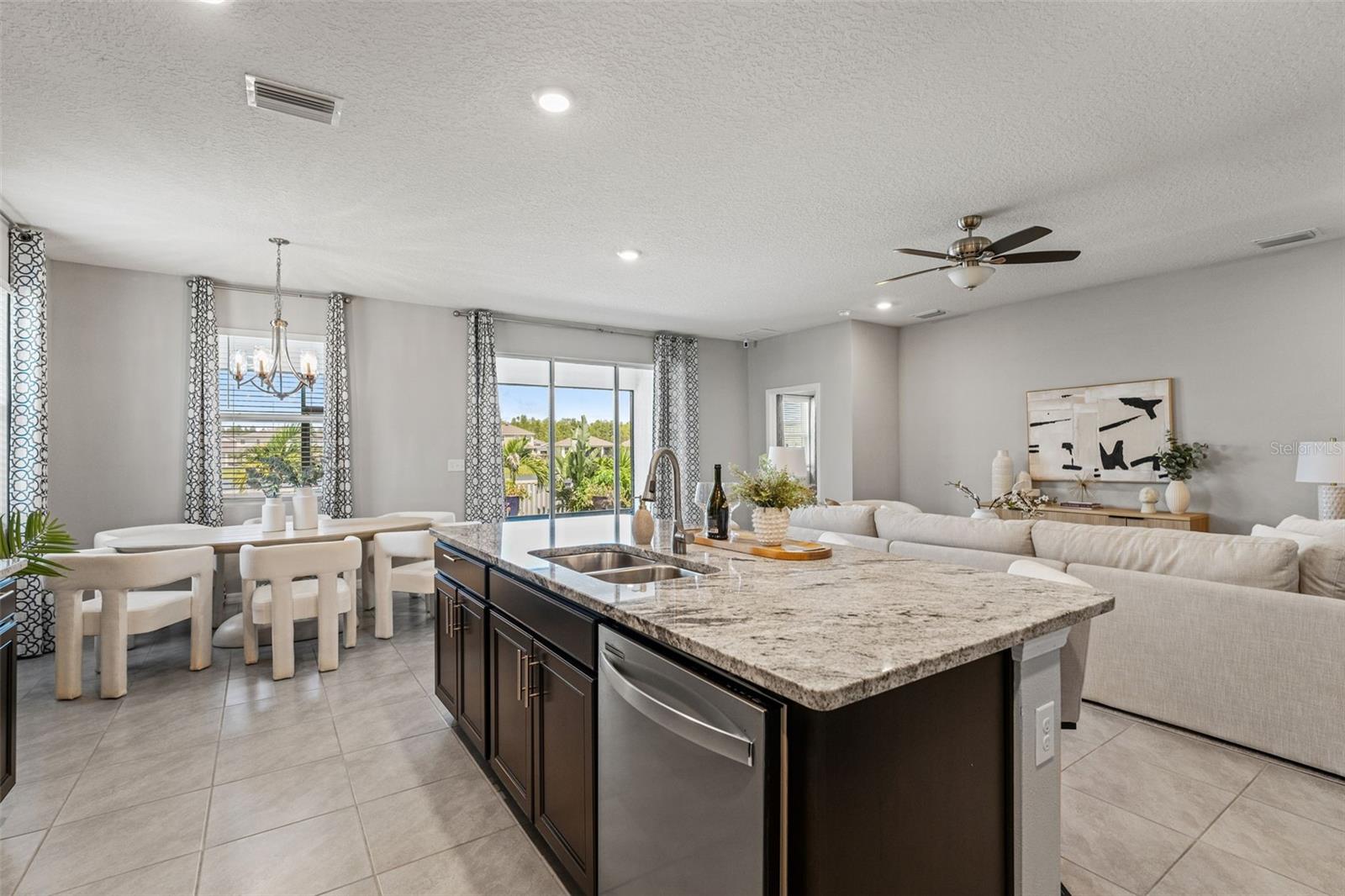 8952 BOWER BASS CIR