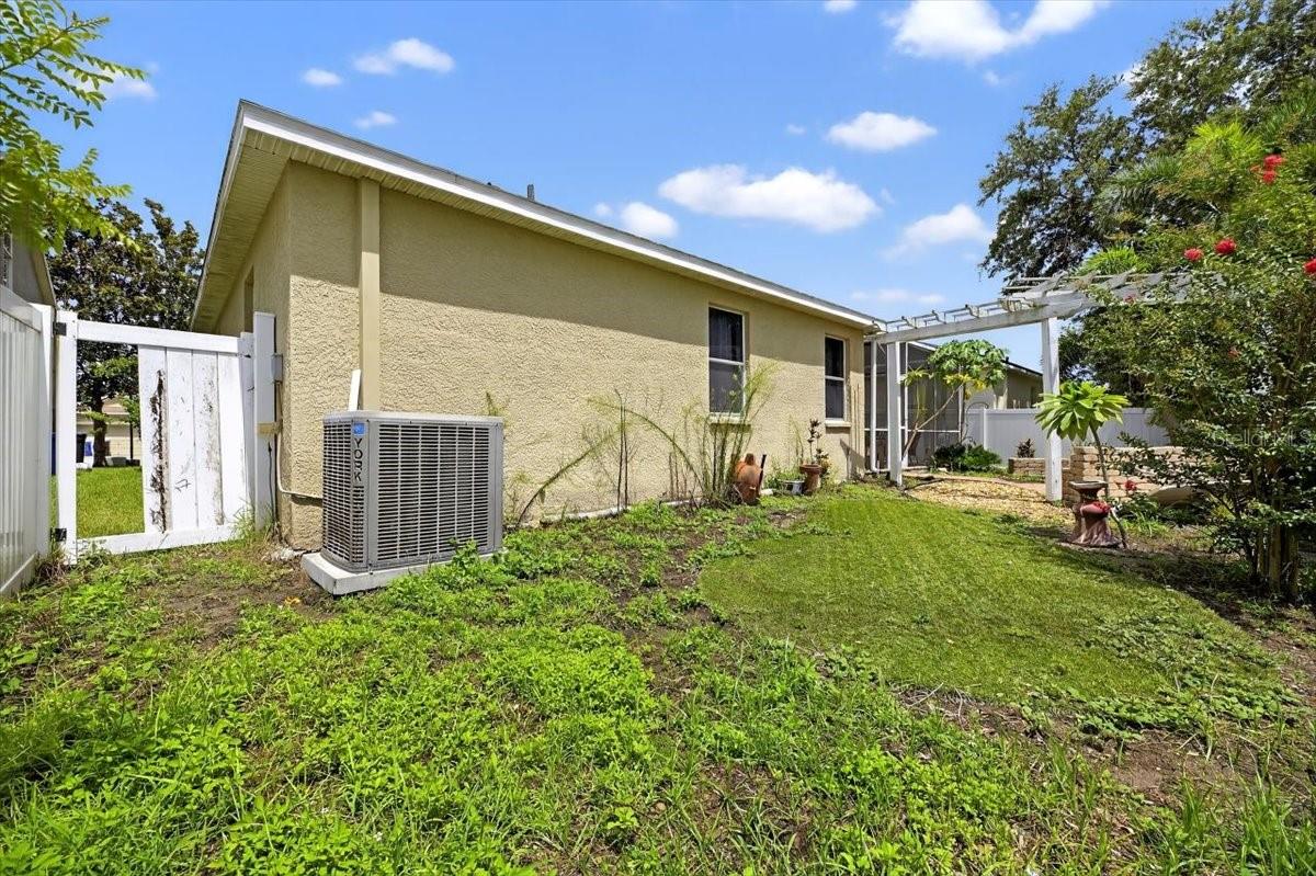 11414 BRIDGE PINE DR