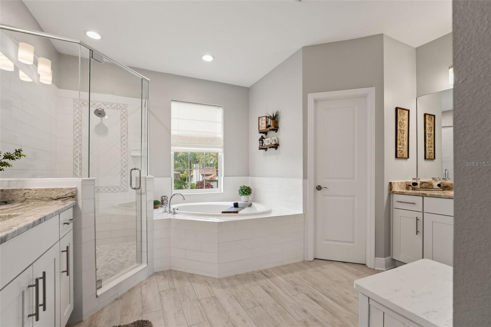 32924 ESTATE GARDEN DR