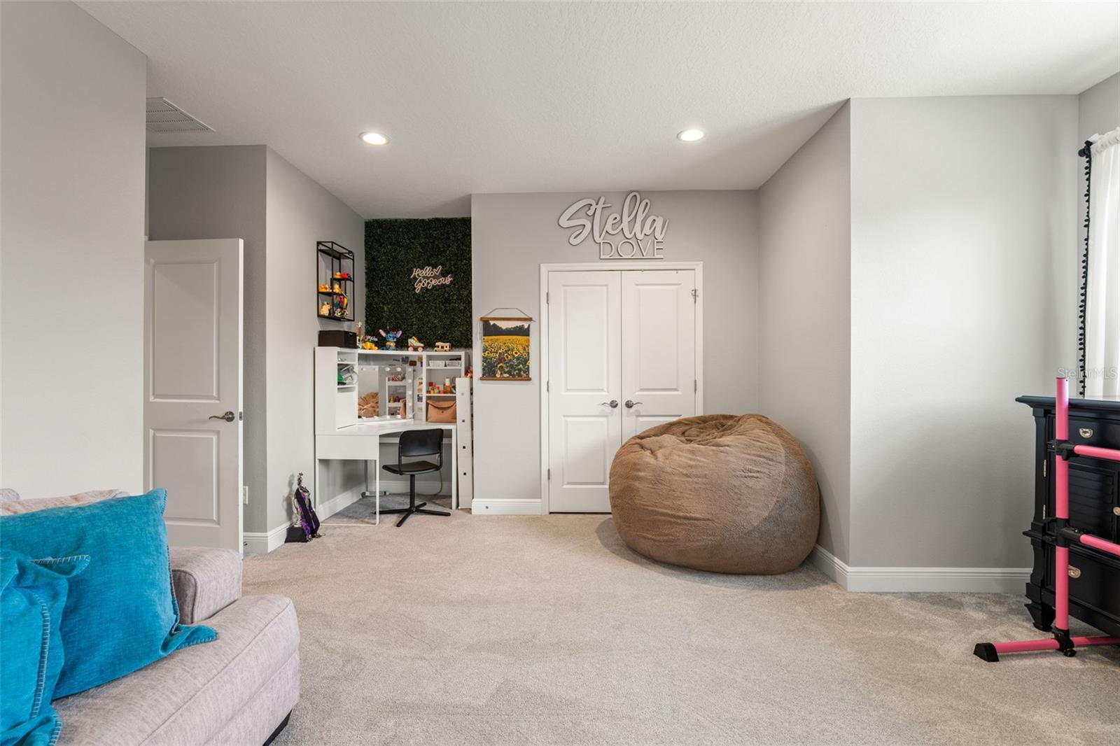 32924 ESTATE GARDEN DR