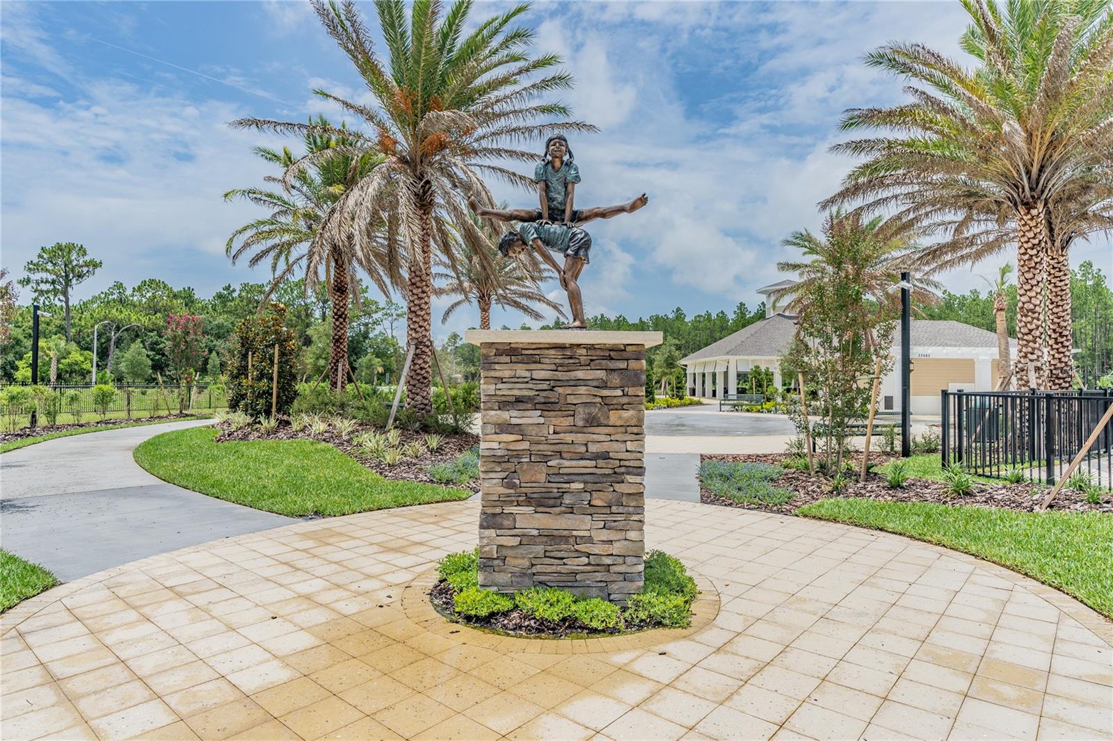 32924 ESTATE GARDEN DR