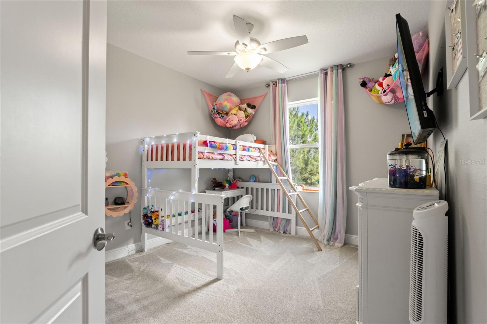 32924 ESTATE GARDEN DR