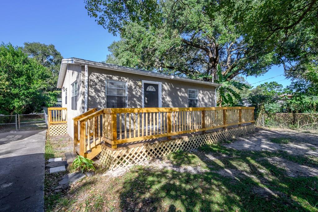 413 W HANNA AVE