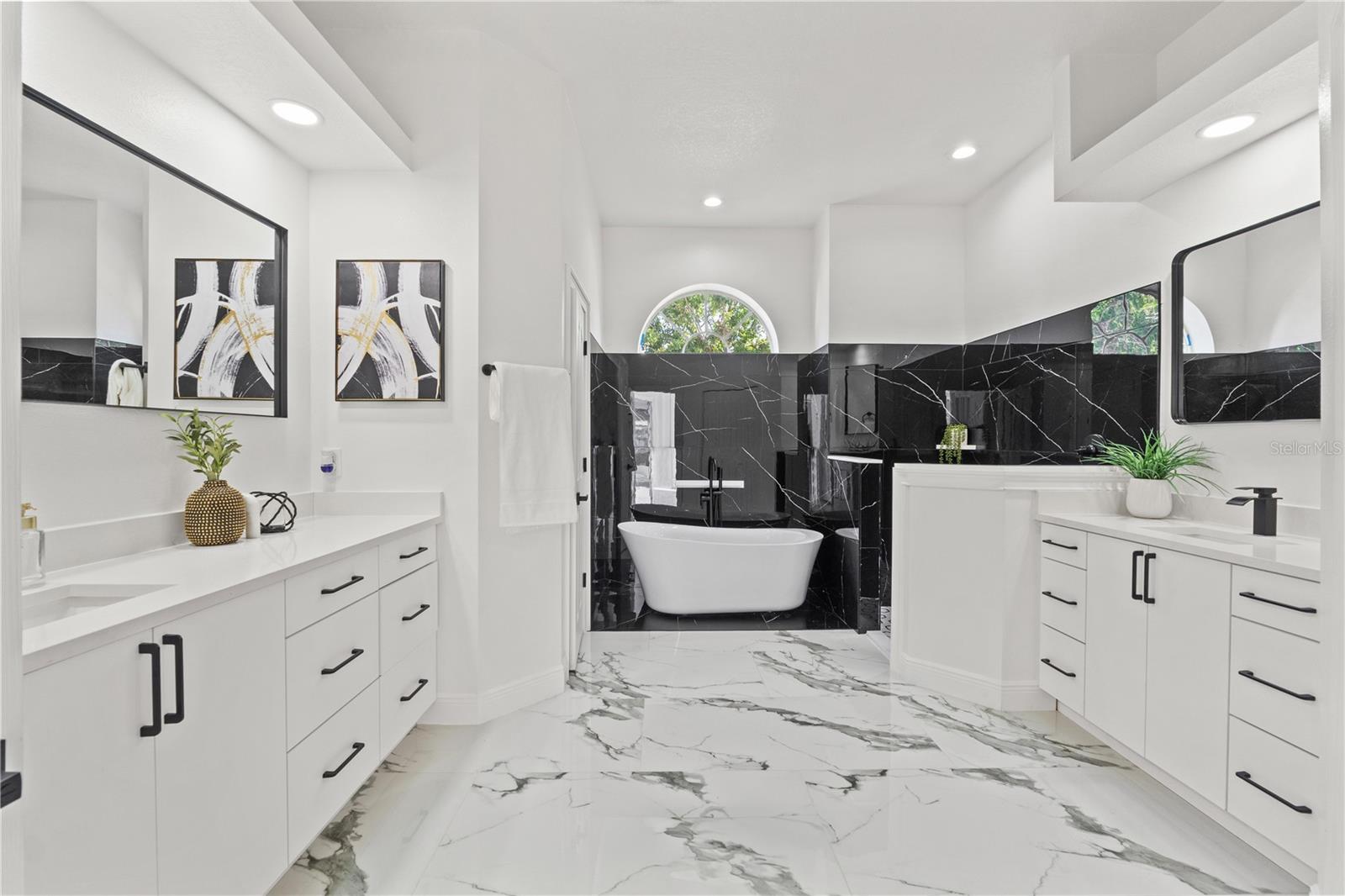 1608 LEDGESTONE DR