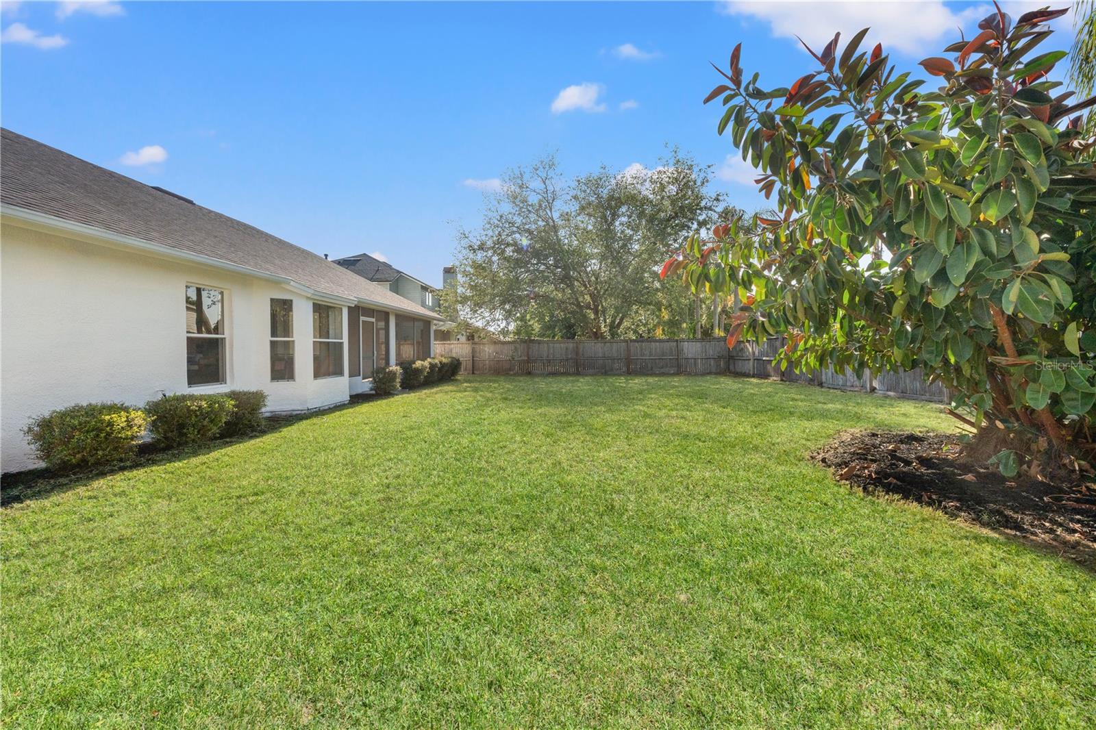 1608 LEDGESTONE DR