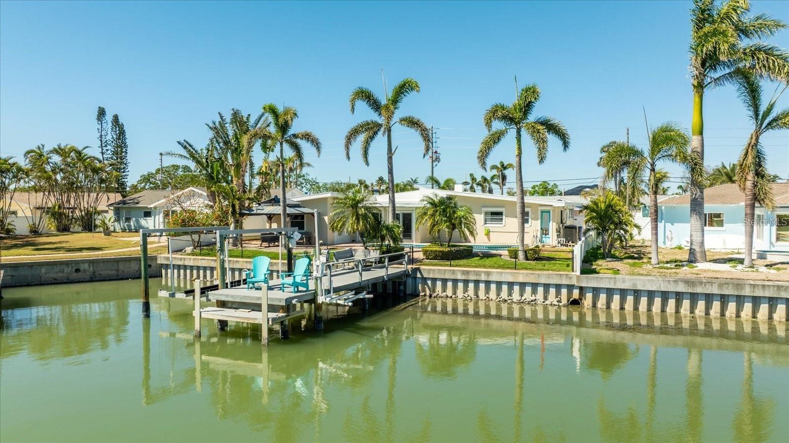 7870 CAUSEWAY BLVD S