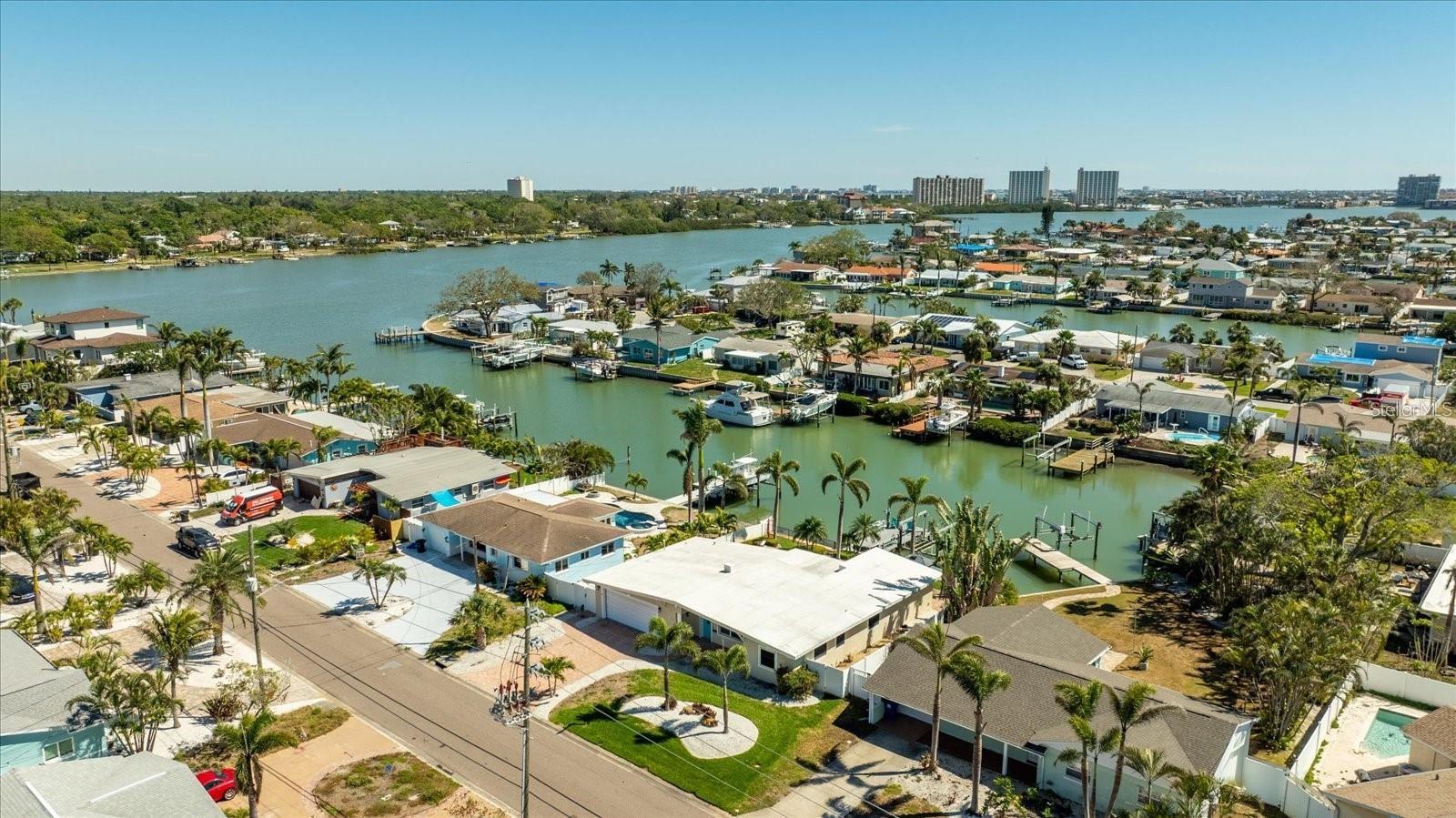 7870 CAUSEWAY BLVD S