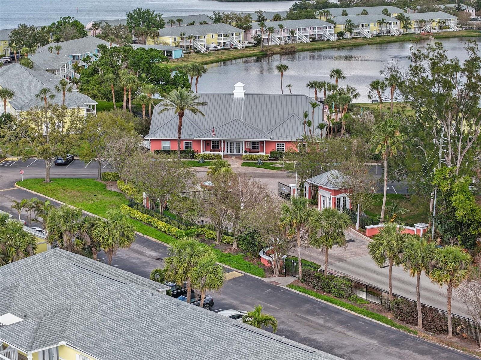 209 SEAHORSE DR SE #D