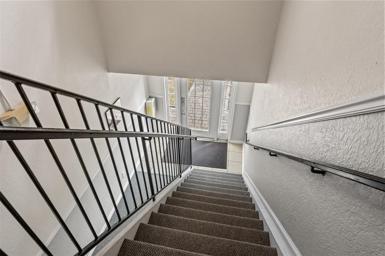 209 SEAHORSE DR SE #D