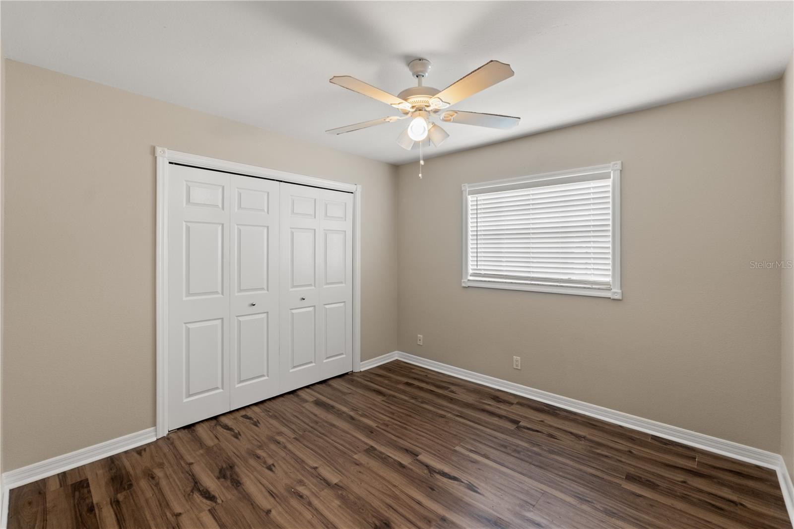 3015 W KATHLEEN ST
