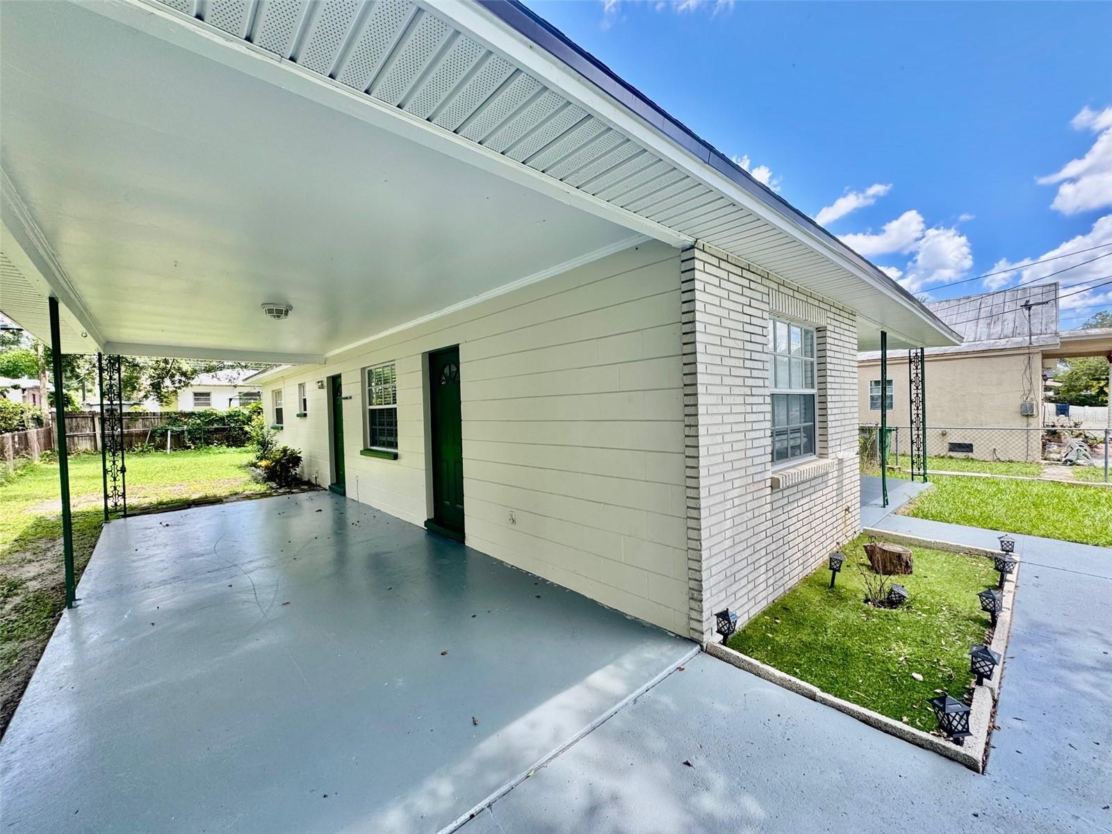 3015 W KATHLEEN ST