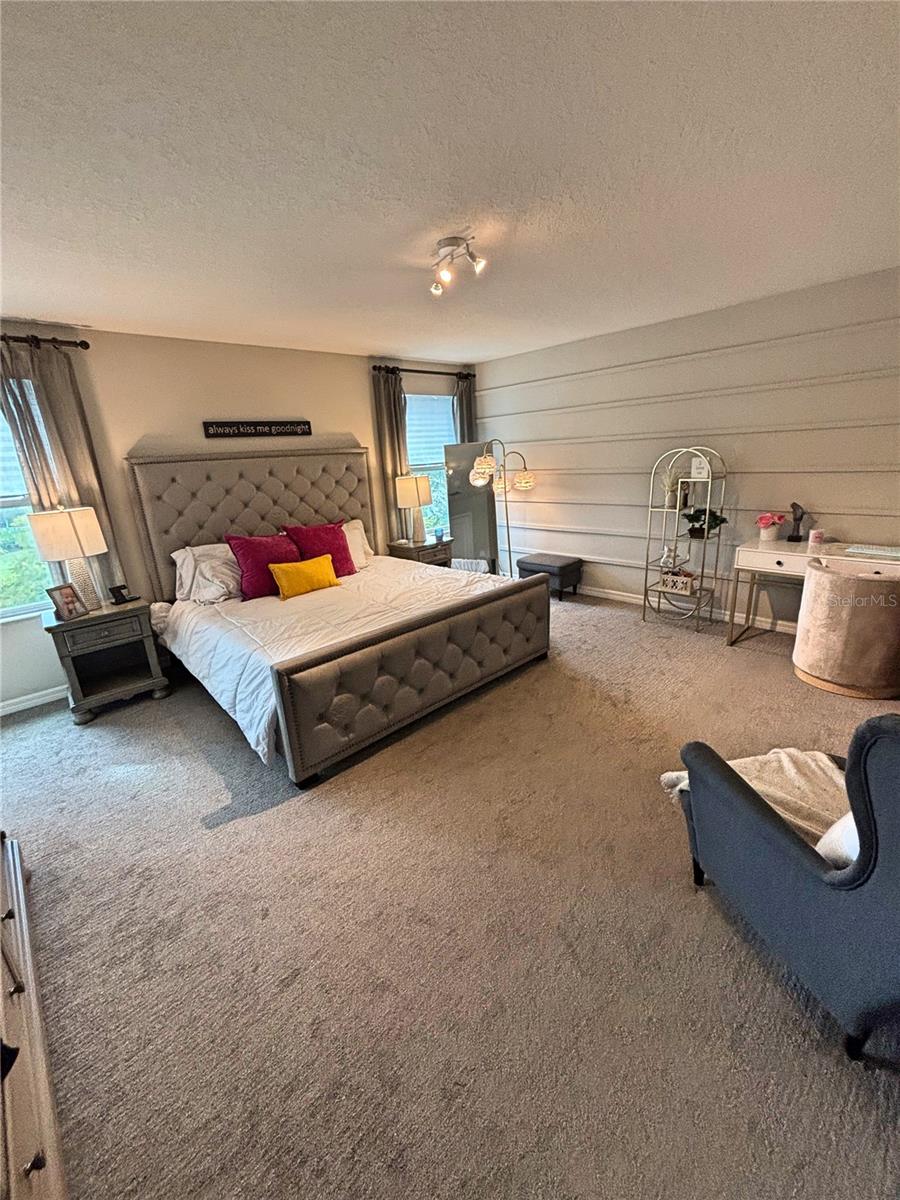 11884 LITTLE RIVER WAY