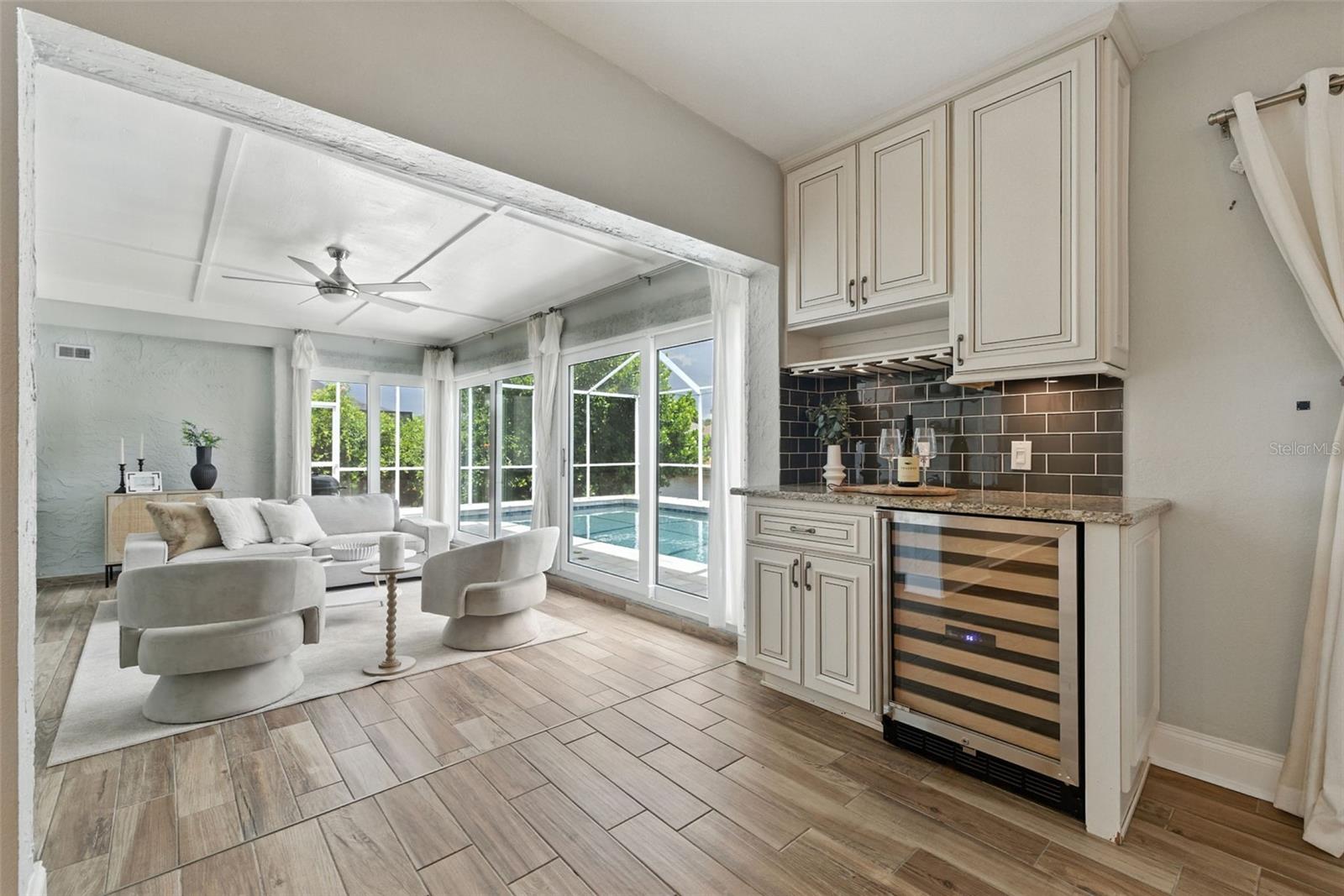 6109 SCHOONER WAY