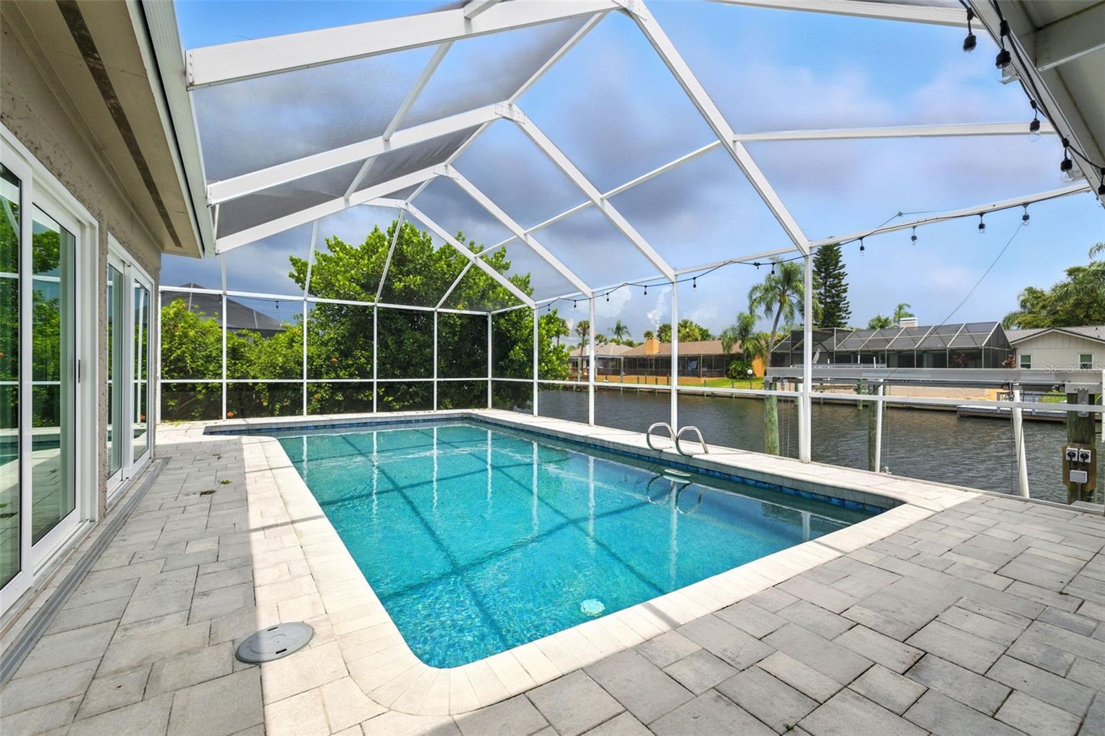 6109 SCHOONER WAY