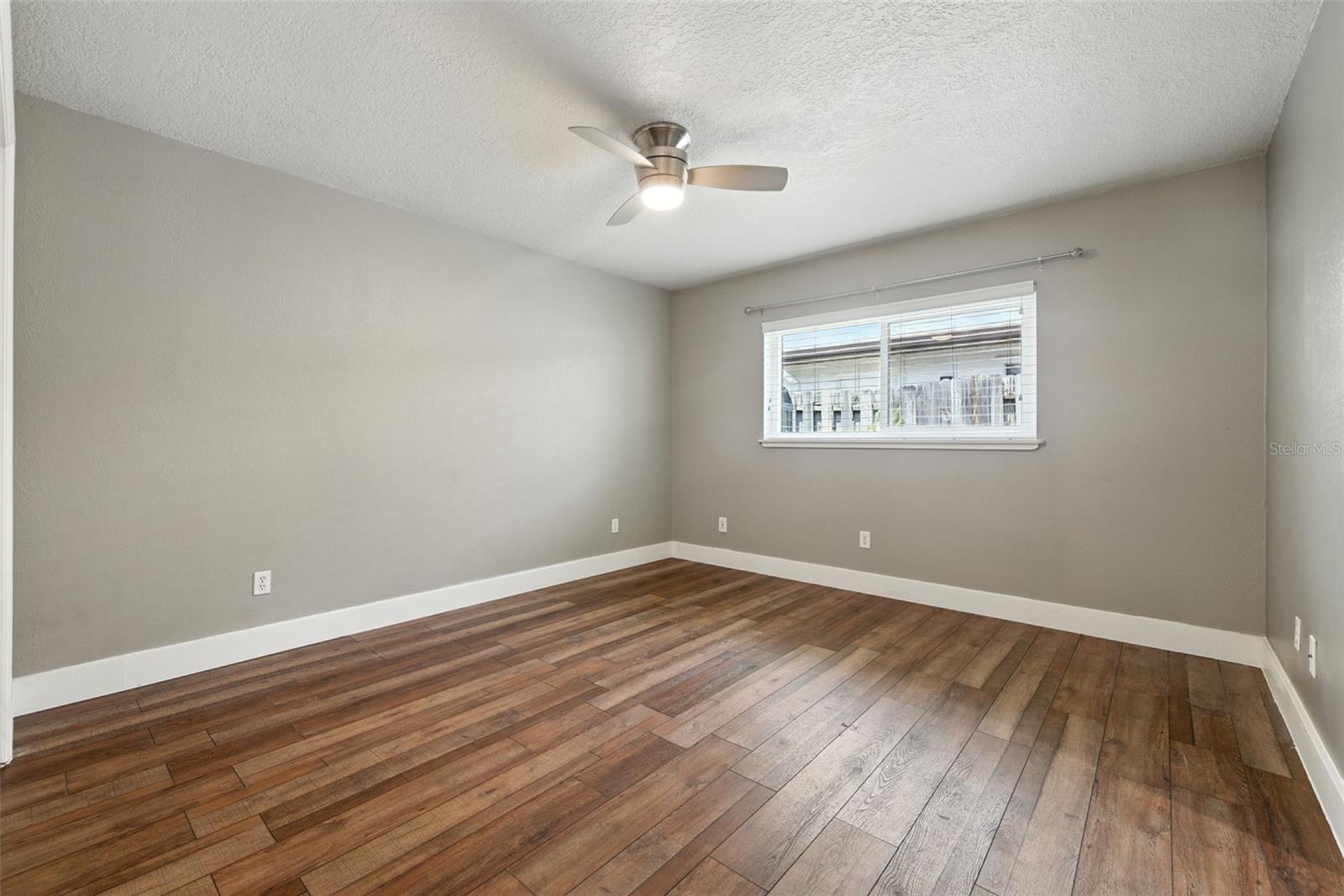 6109 SCHOONER WAY