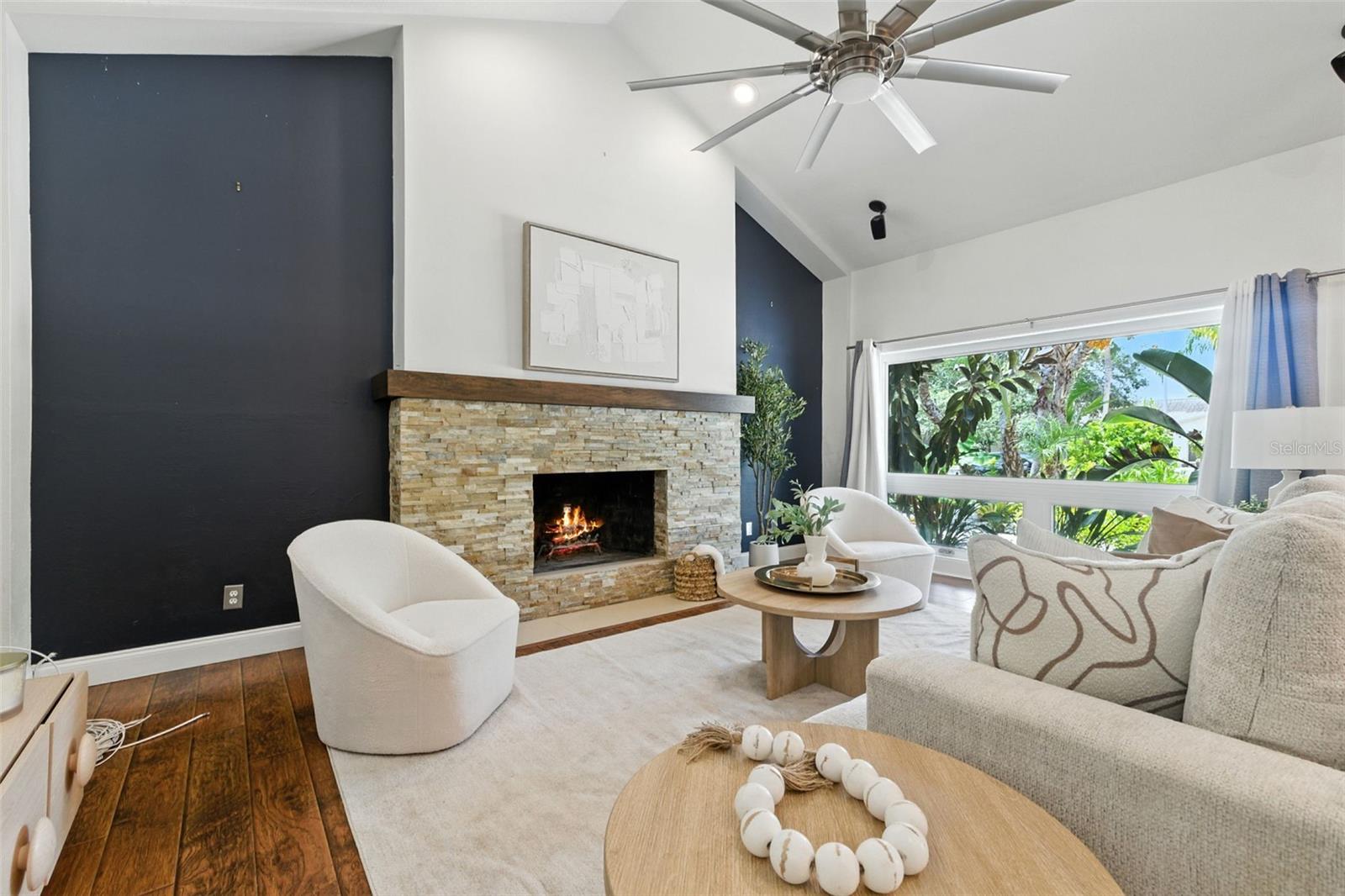 6109 SCHOONER WAY