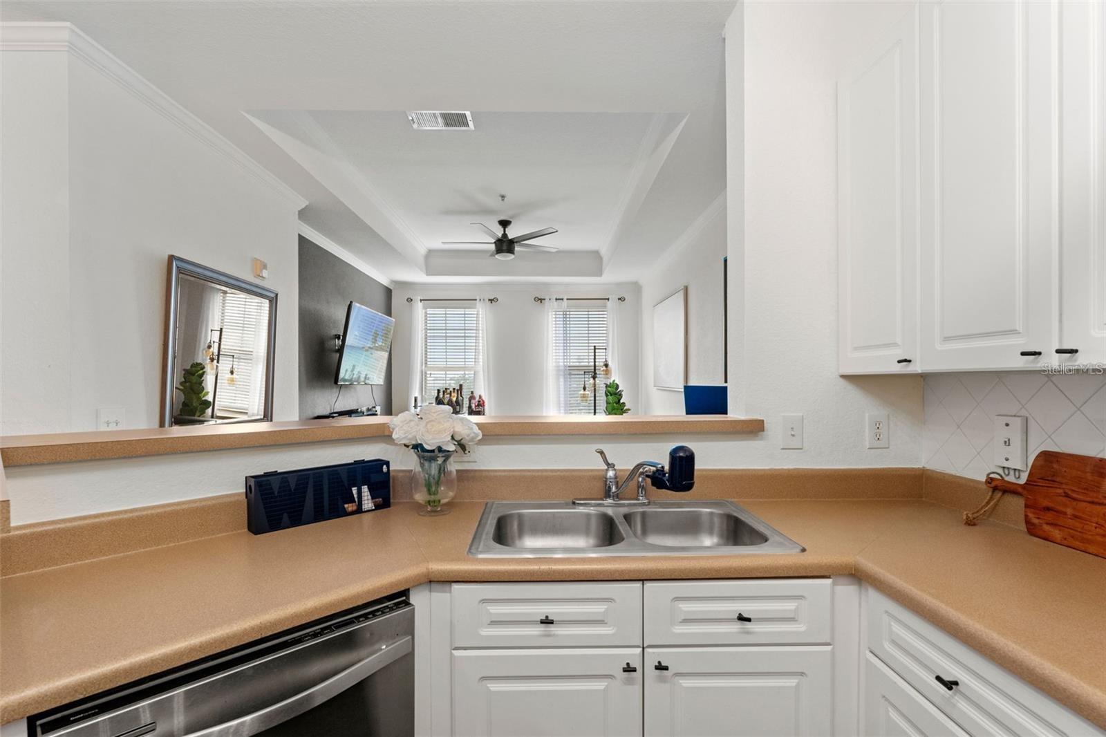 4221 W SPRUCE ST #2423