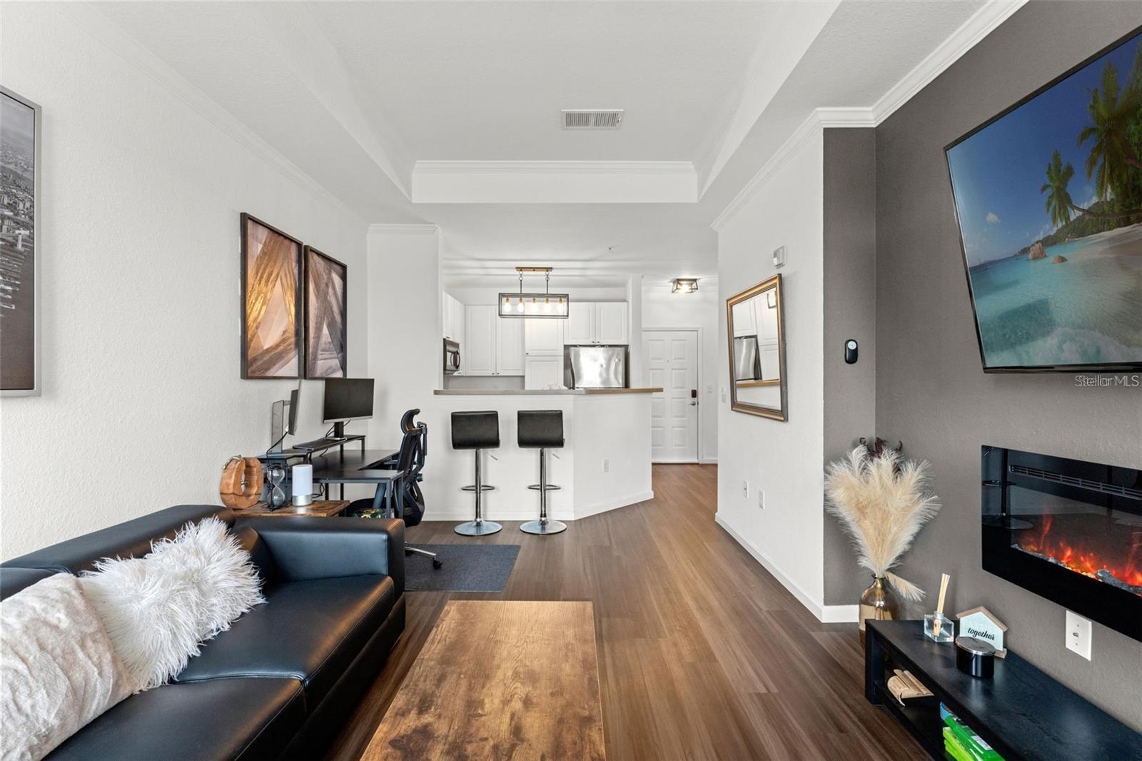 4221 W SPRUCE ST #2423