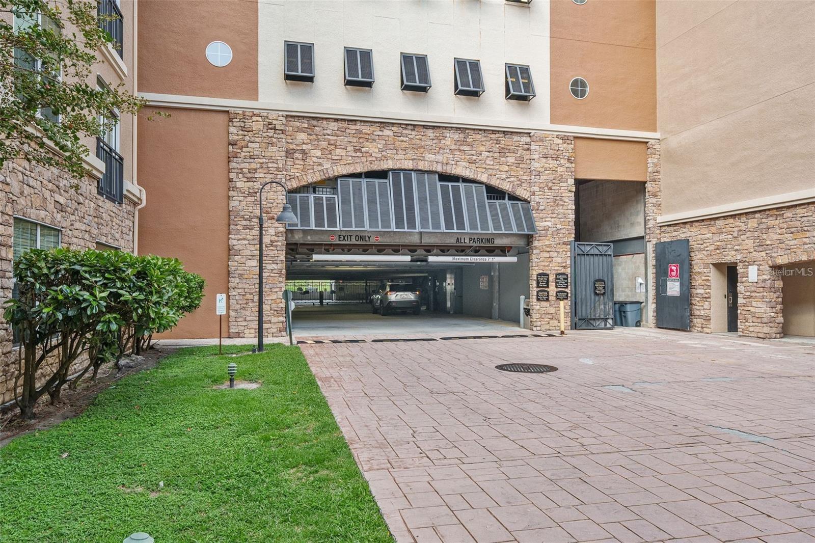 4221 W SPRUCE ST #2423