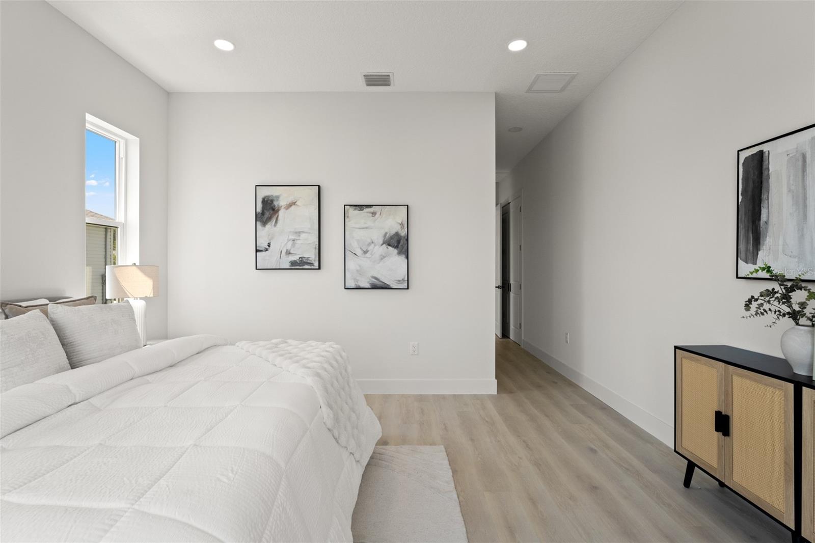 3447 PALOMETA DR