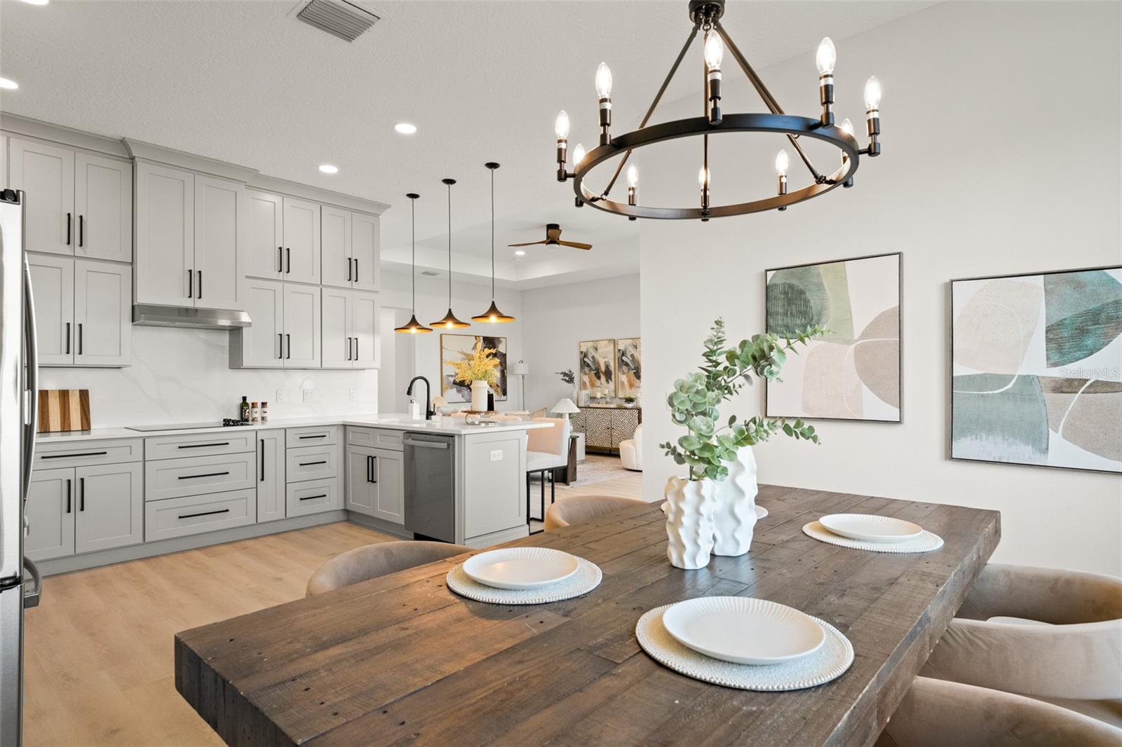 3447 PALOMETA DR