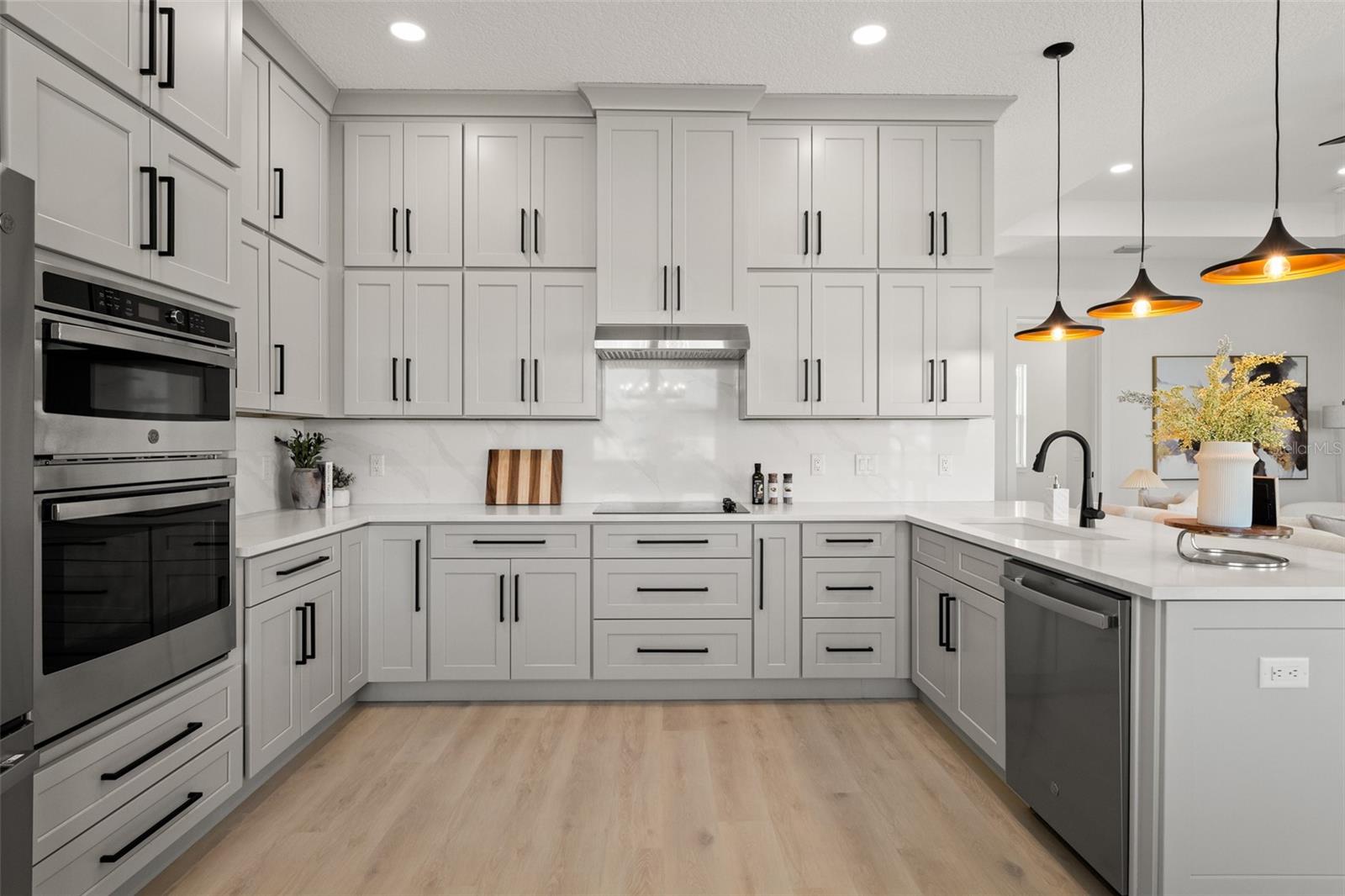 3447 PALOMETA DR