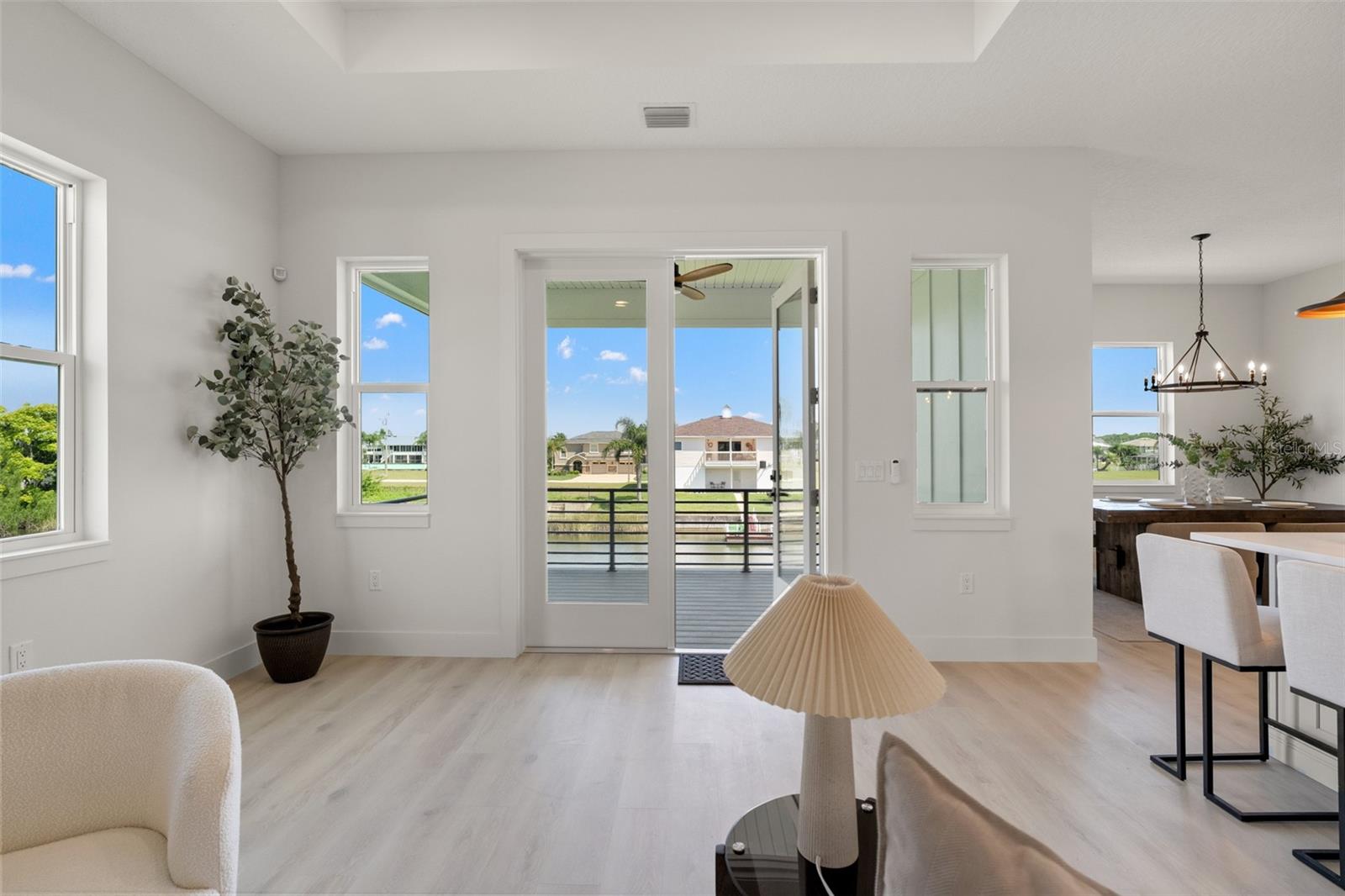 3447 PALOMETA DR