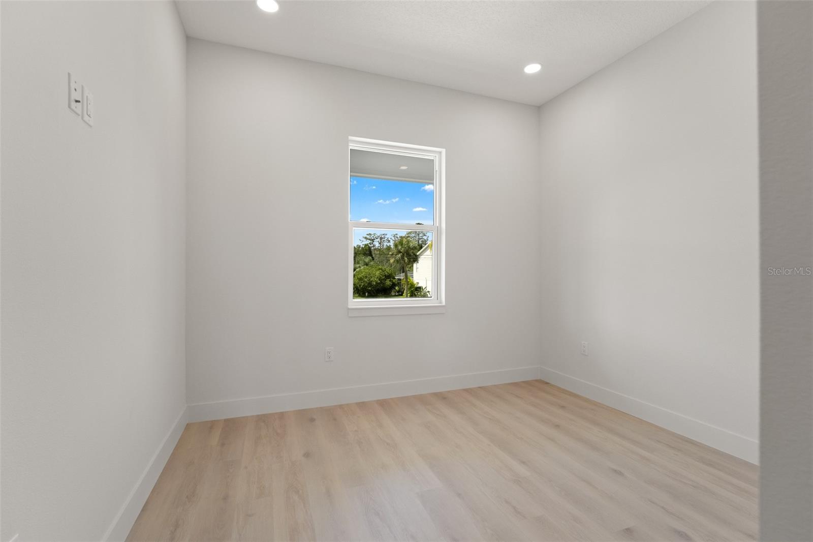 3447 PALOMETA DR