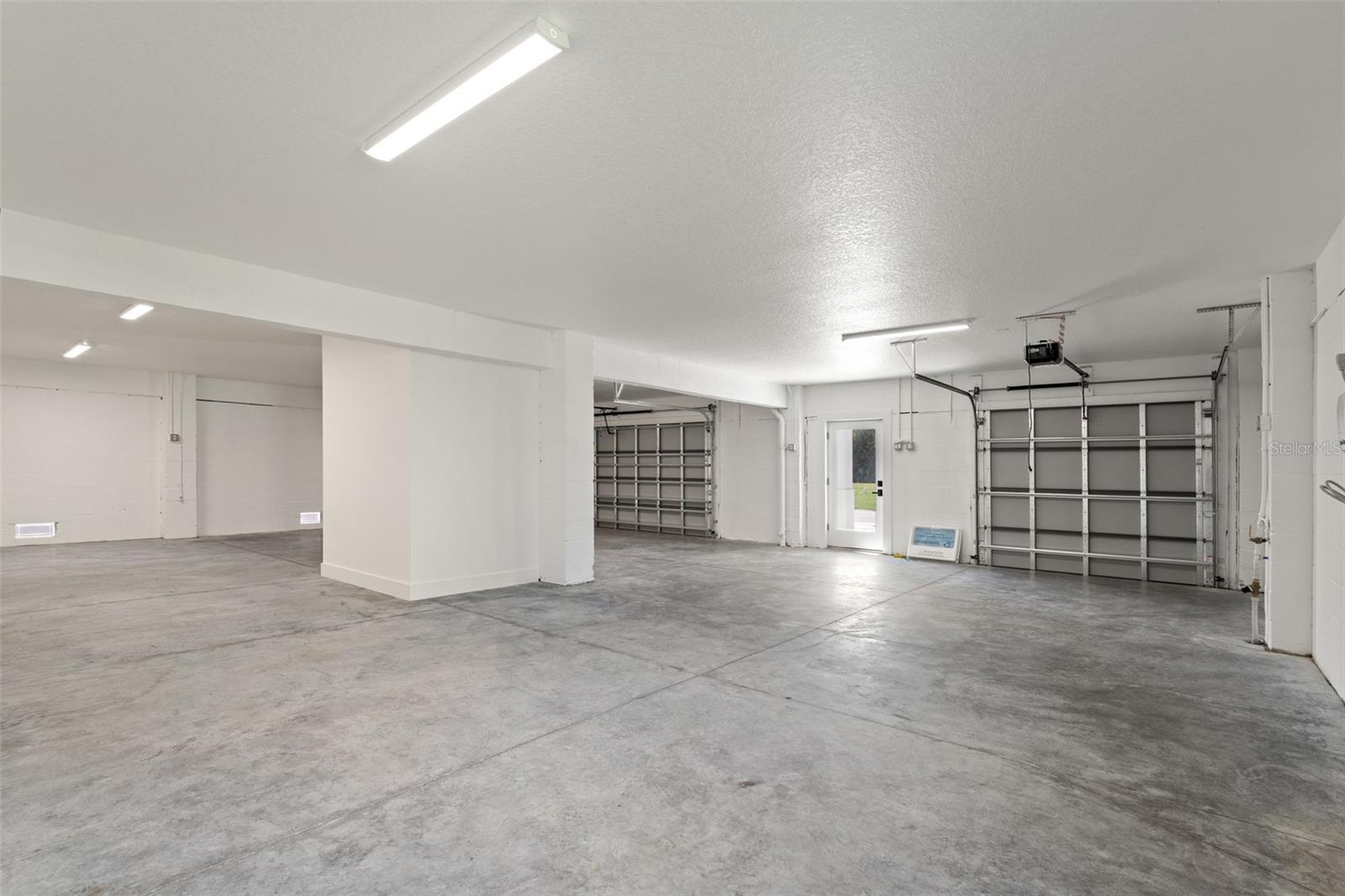 3447 PALOMETA DR