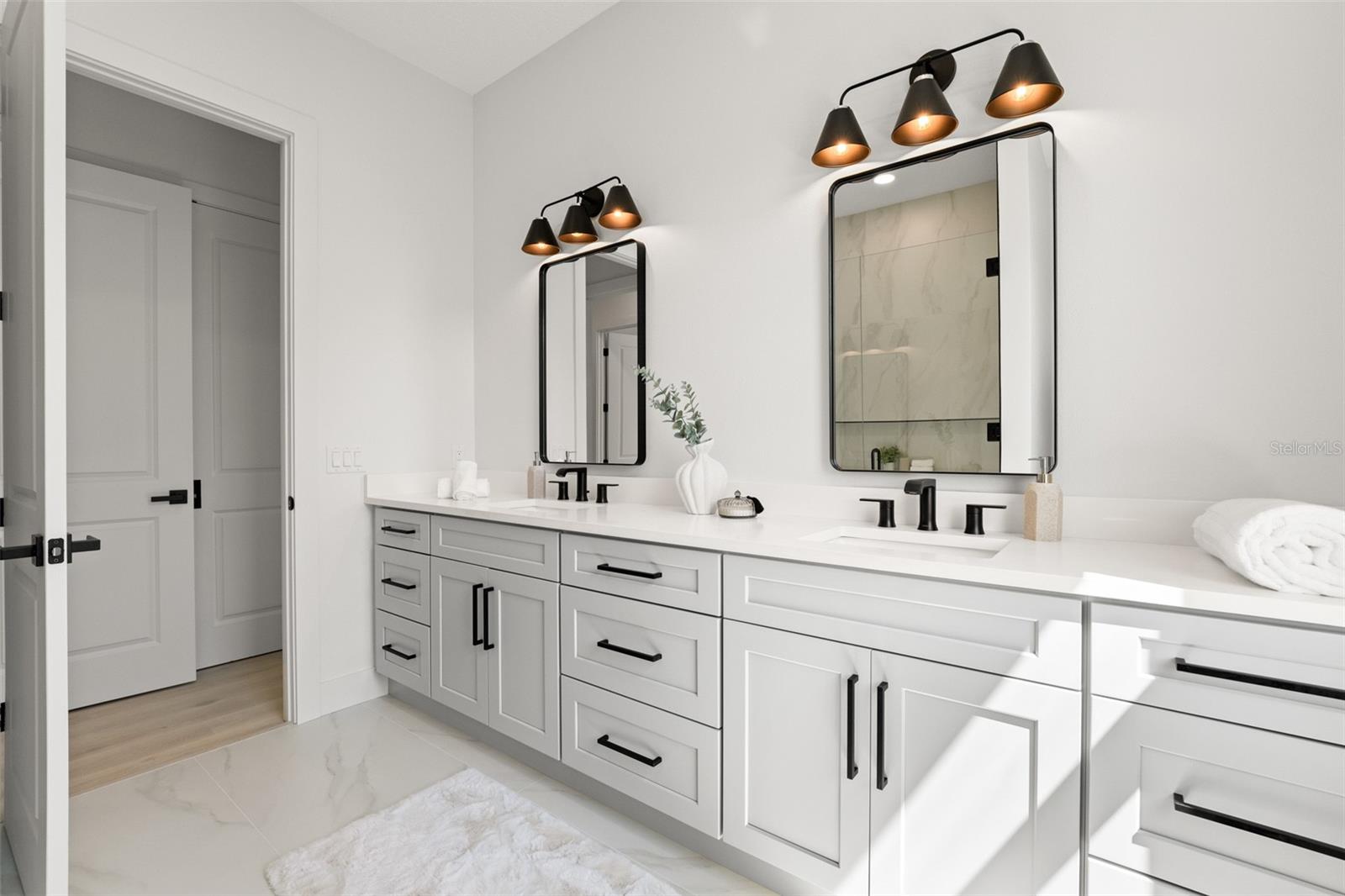 3447 PALOMETA DR