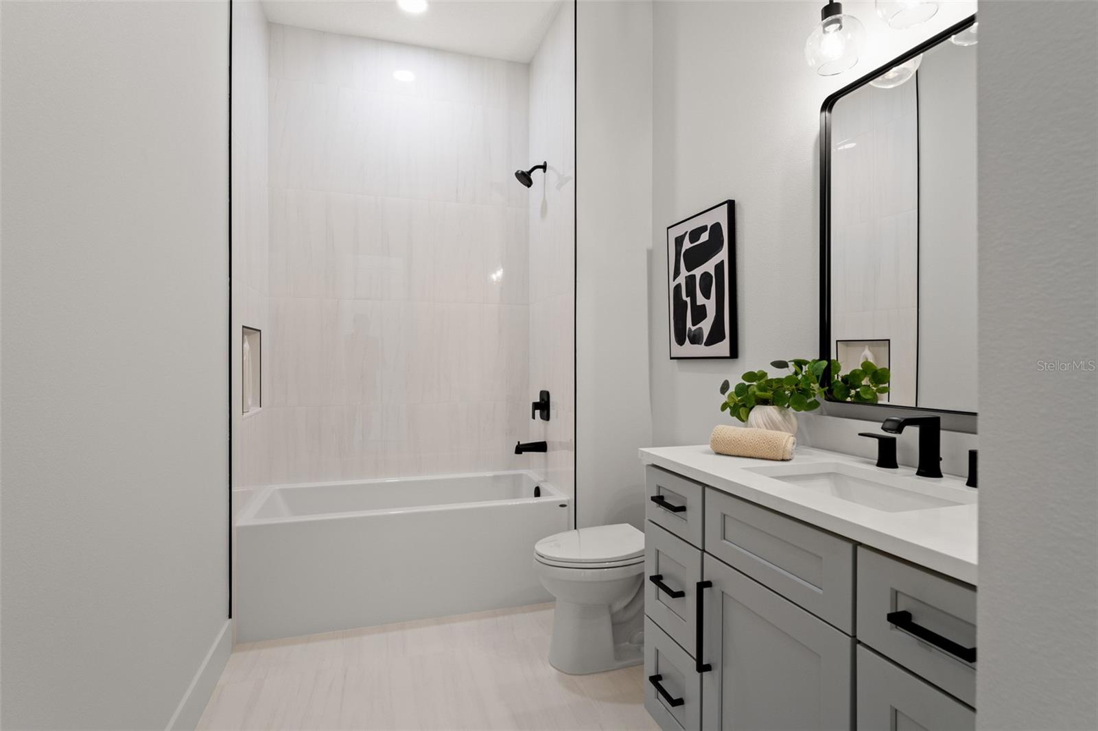 3447 PALOMETA DR