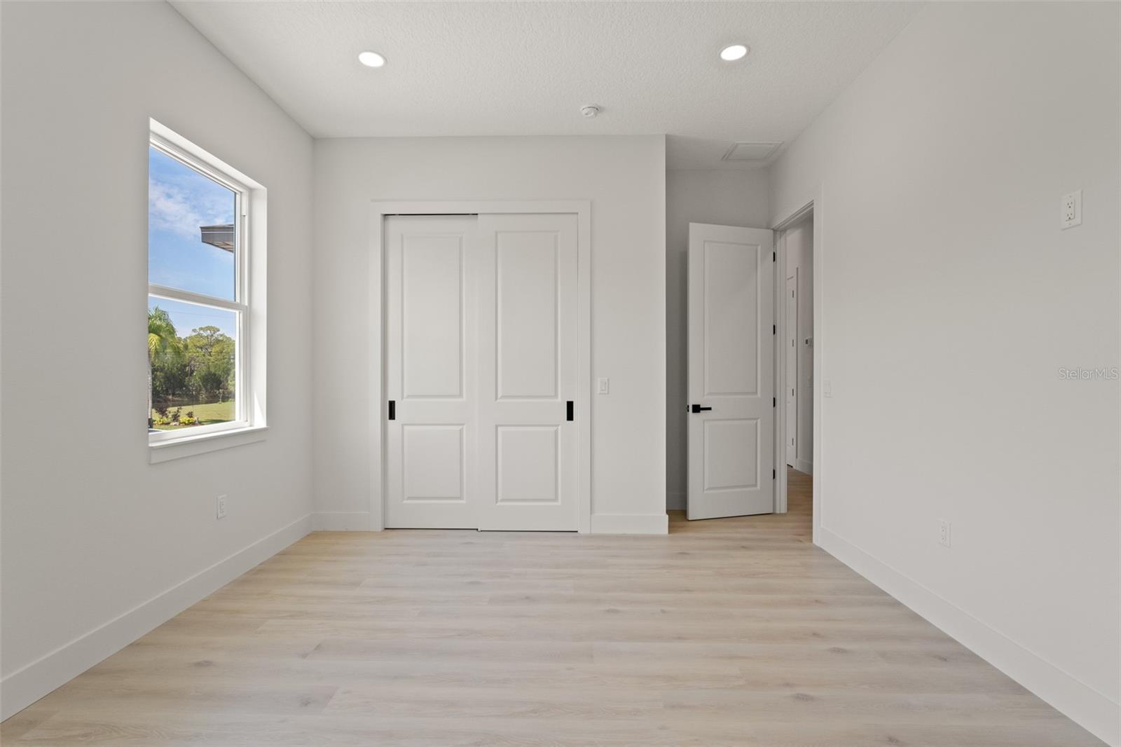 3447 PALOMETA DR
