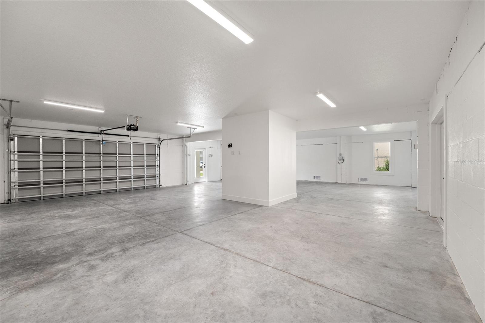 3447 PALOMETA DR