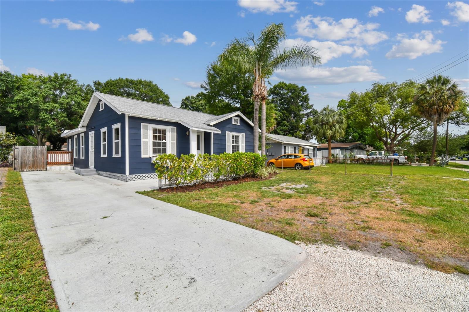 308 N GOMEZ AVE