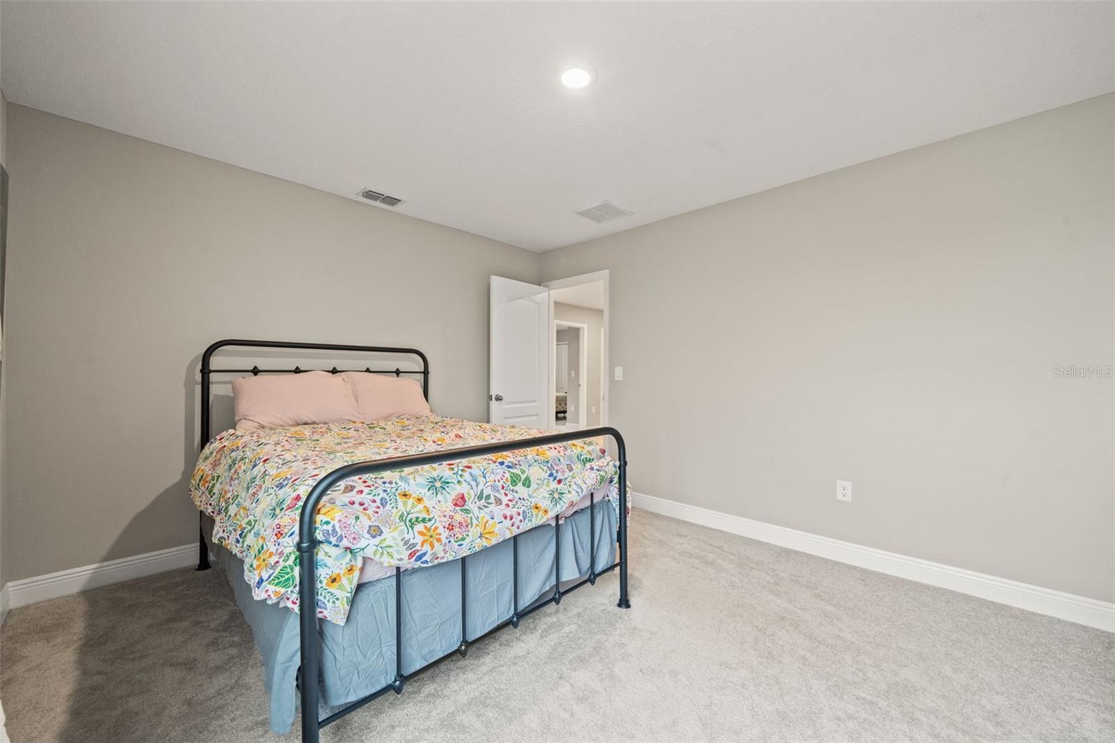 8235 ABBY BROOKS CIR