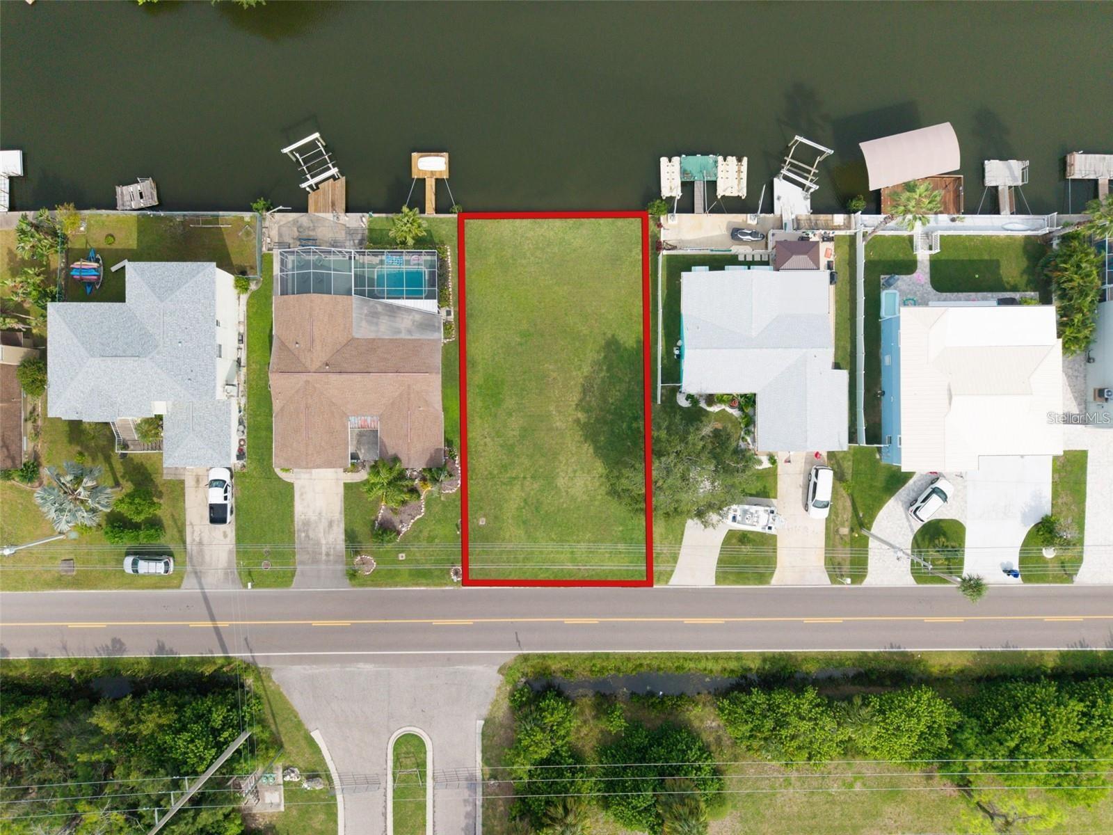 15527 OLD DIXIE HIGHWAY