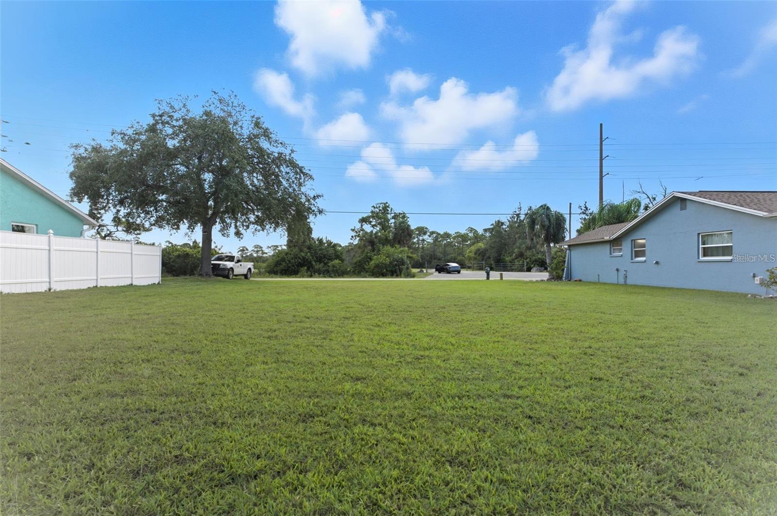 15527 OLD DIXIE HIGHWAY