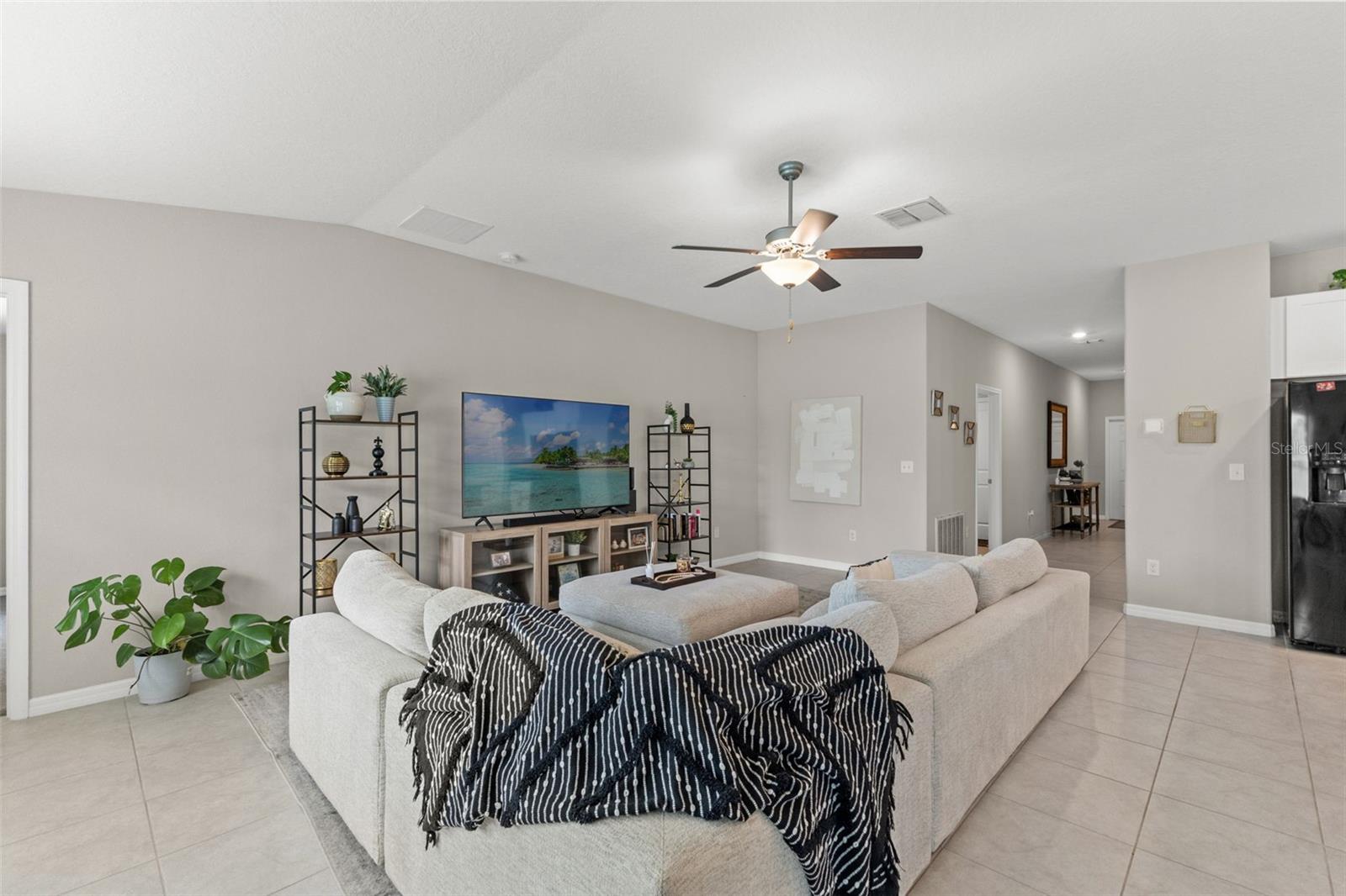 3802 DAISY BLOOM PL