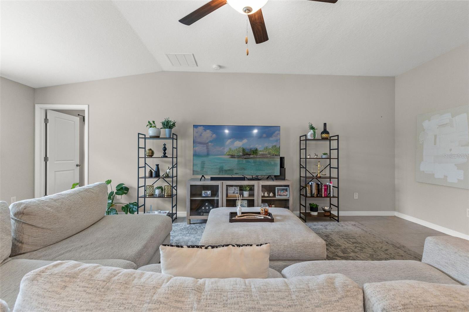 3802 DAISY BLOOM PL