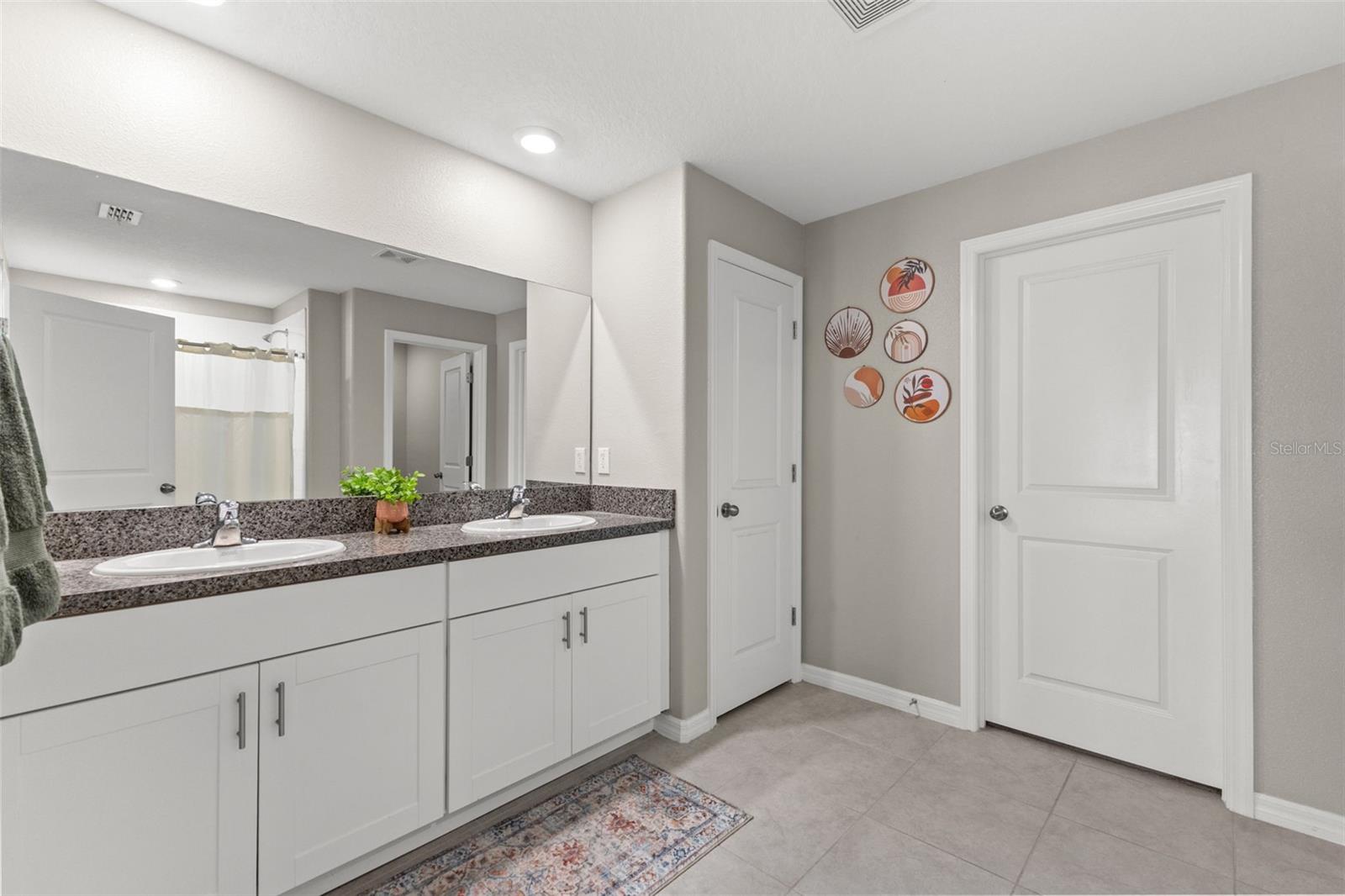 3802 DAISY BLOOM PL