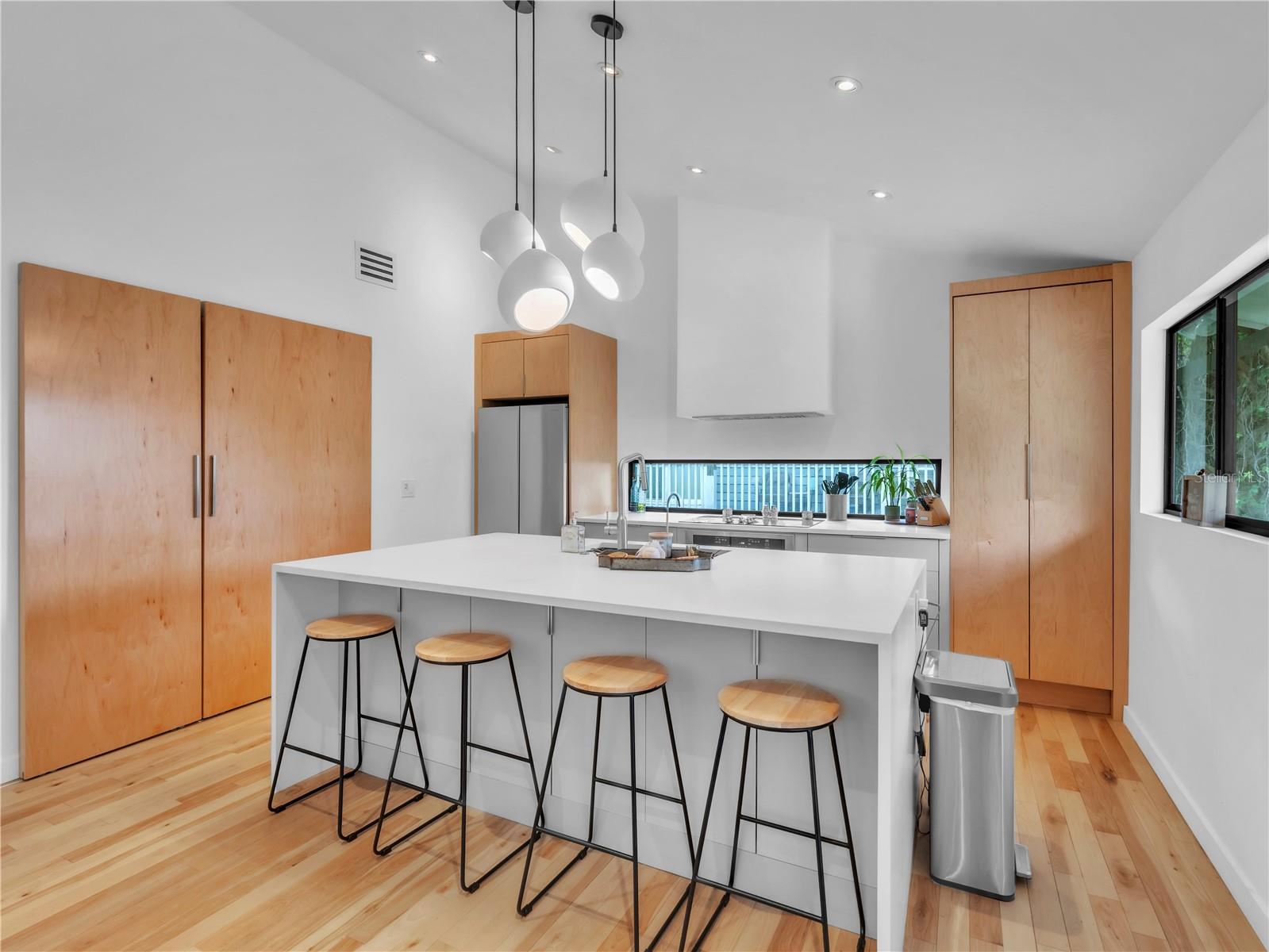 43 HAMILTON HEATH DR