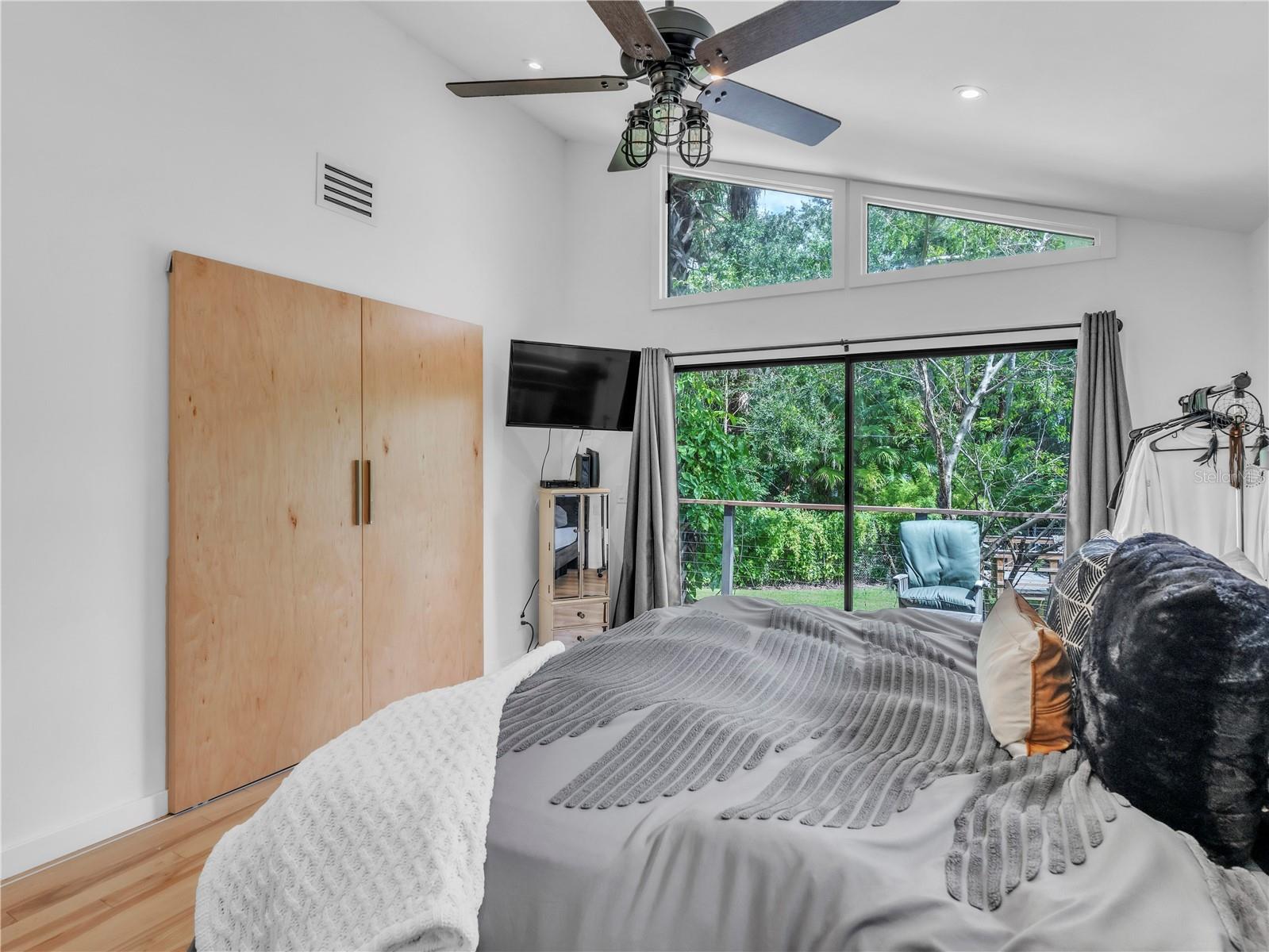 43 HAMILTON HEATH DR