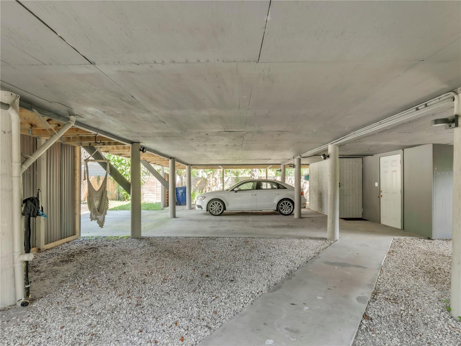 43 HAMILTON HEATH DR