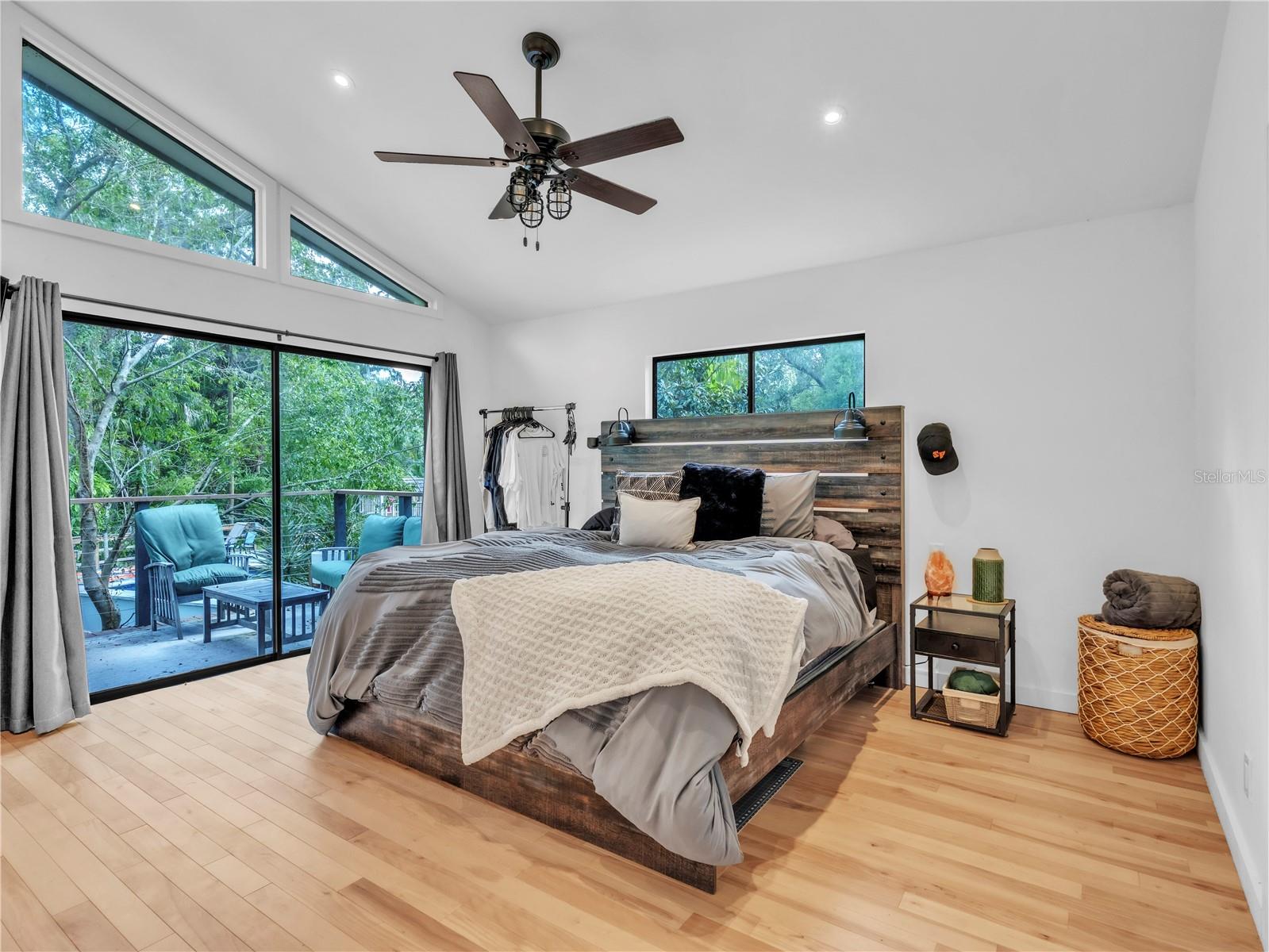 43 HAMILTON HEATH DR