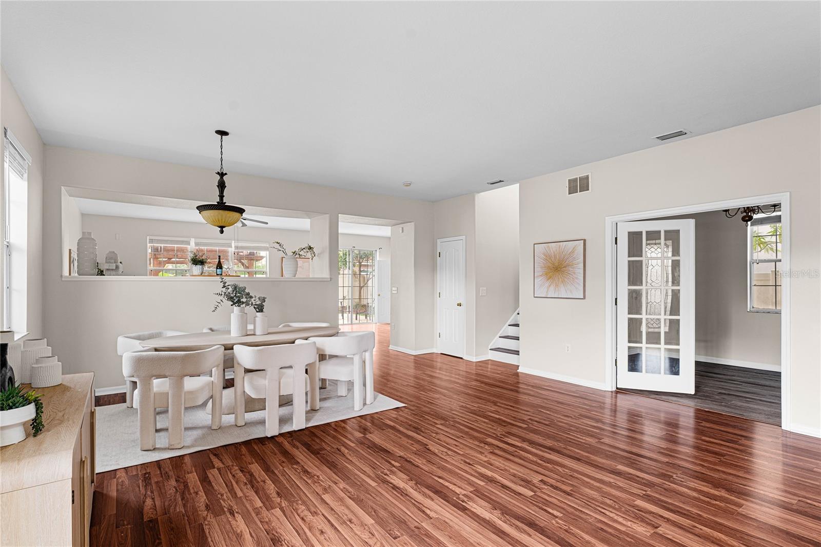 9142 LANTERN OAK WAY