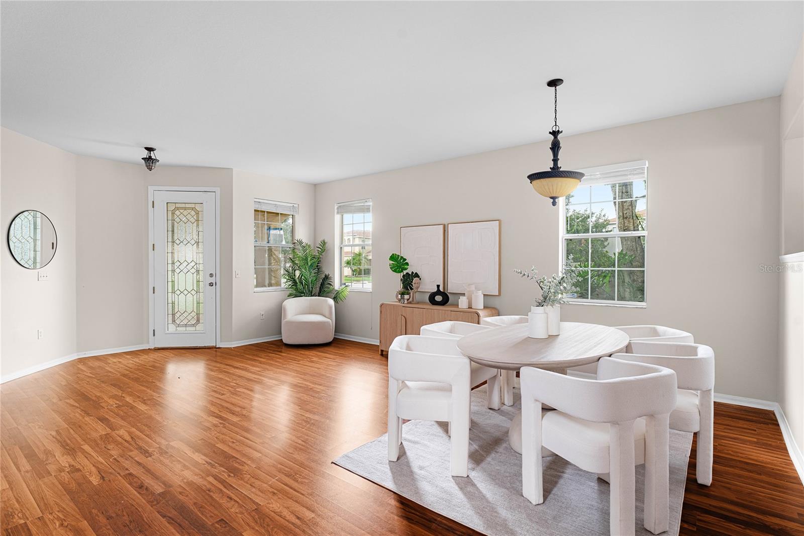 9142 LANTERN OAK WAY