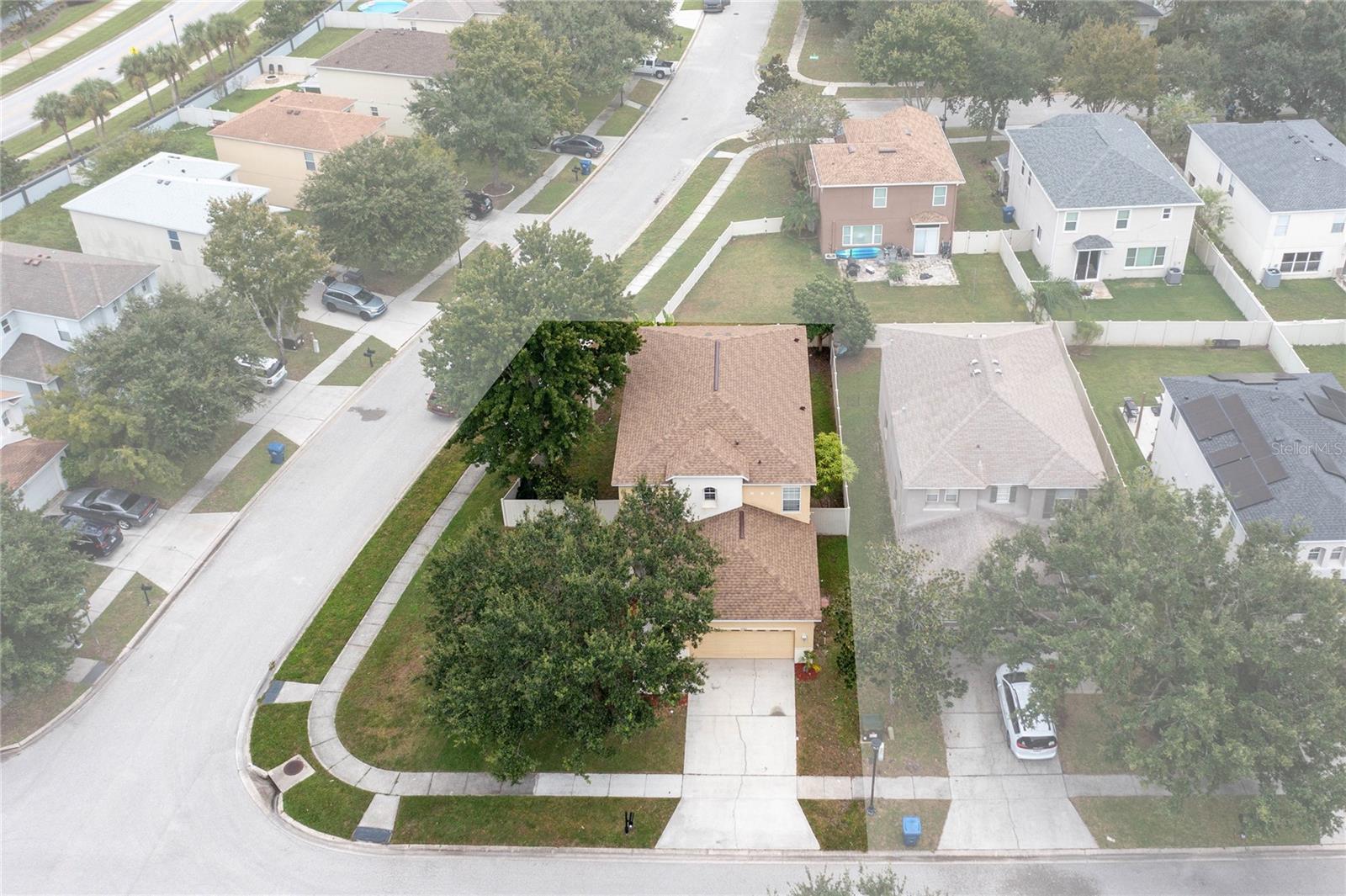 9142 LANTERN OAK WAY