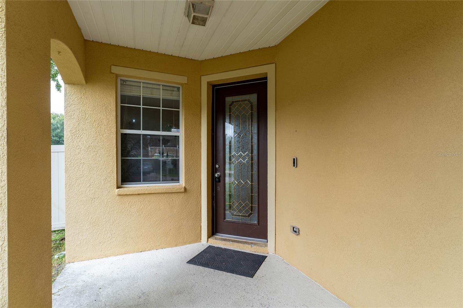 9142 LANTERN OAK WAY